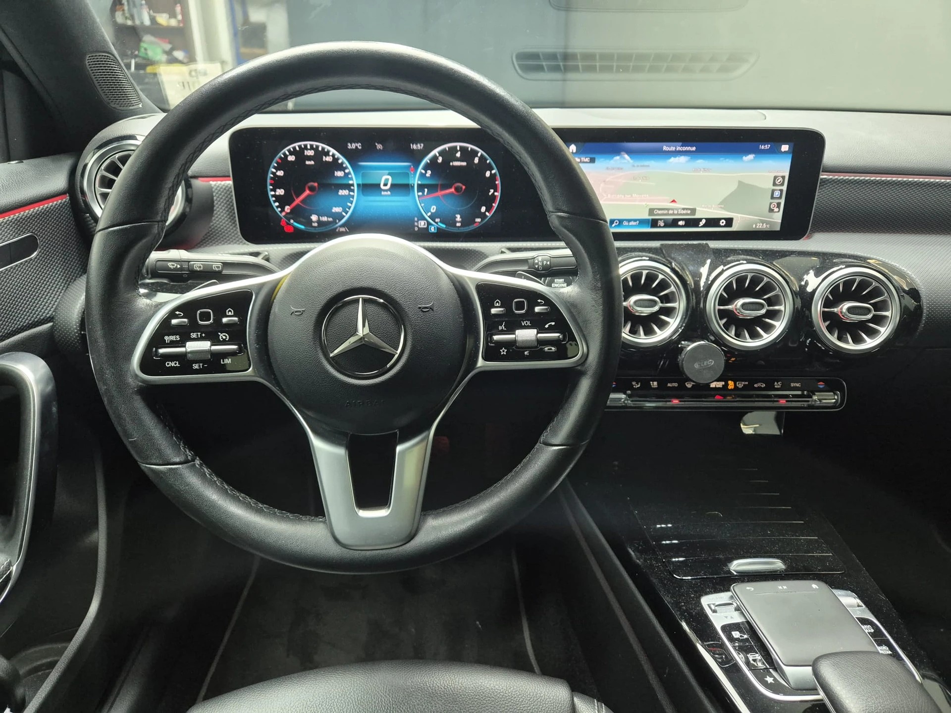 MERCEDES-BENZ A 180 Progressive 7G-DCT - Caméra de recul-image-16