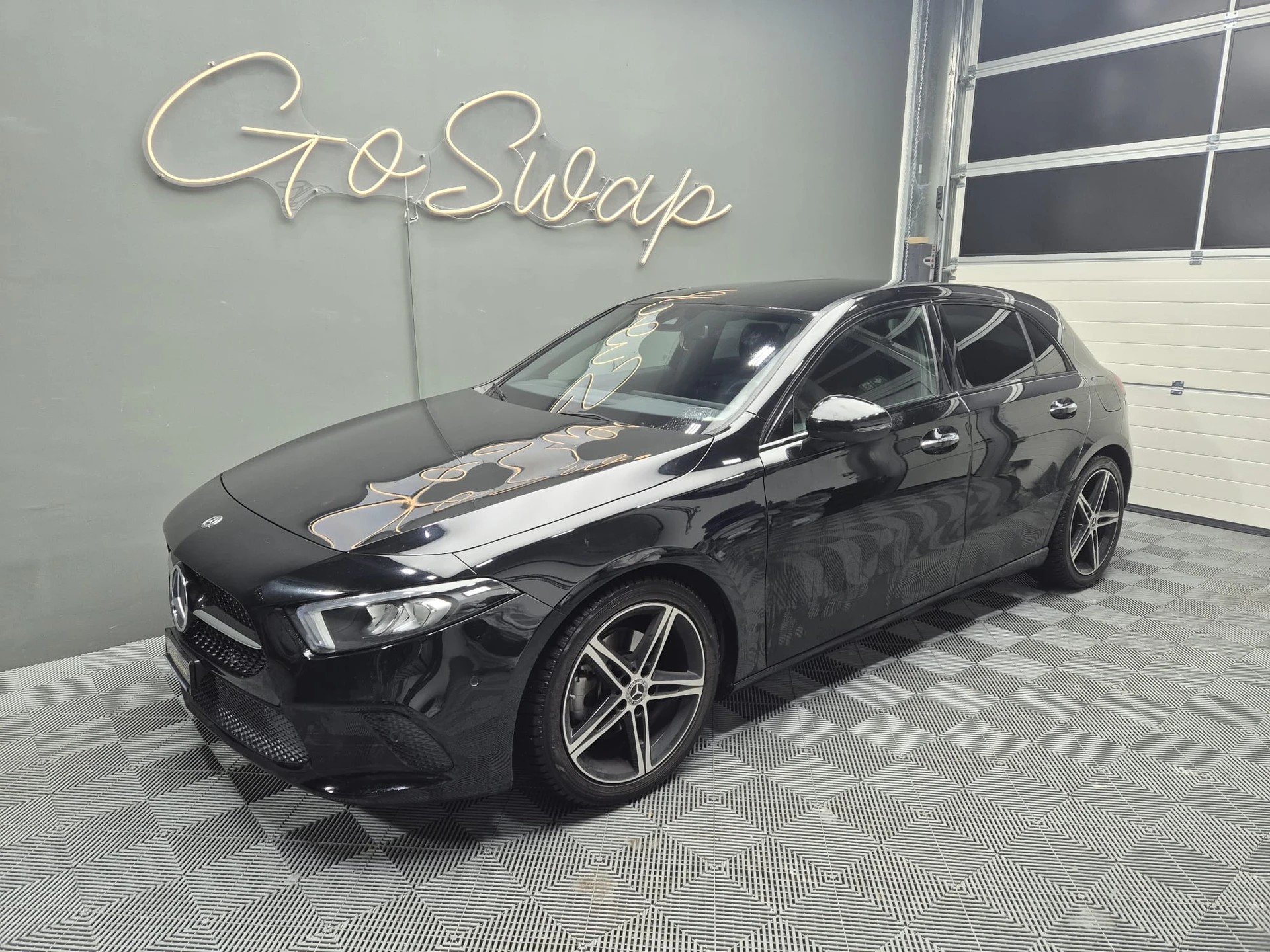 MERCEDES-BENZ A 180 Progressive 7G-DCT - Caméra de recul-image-5