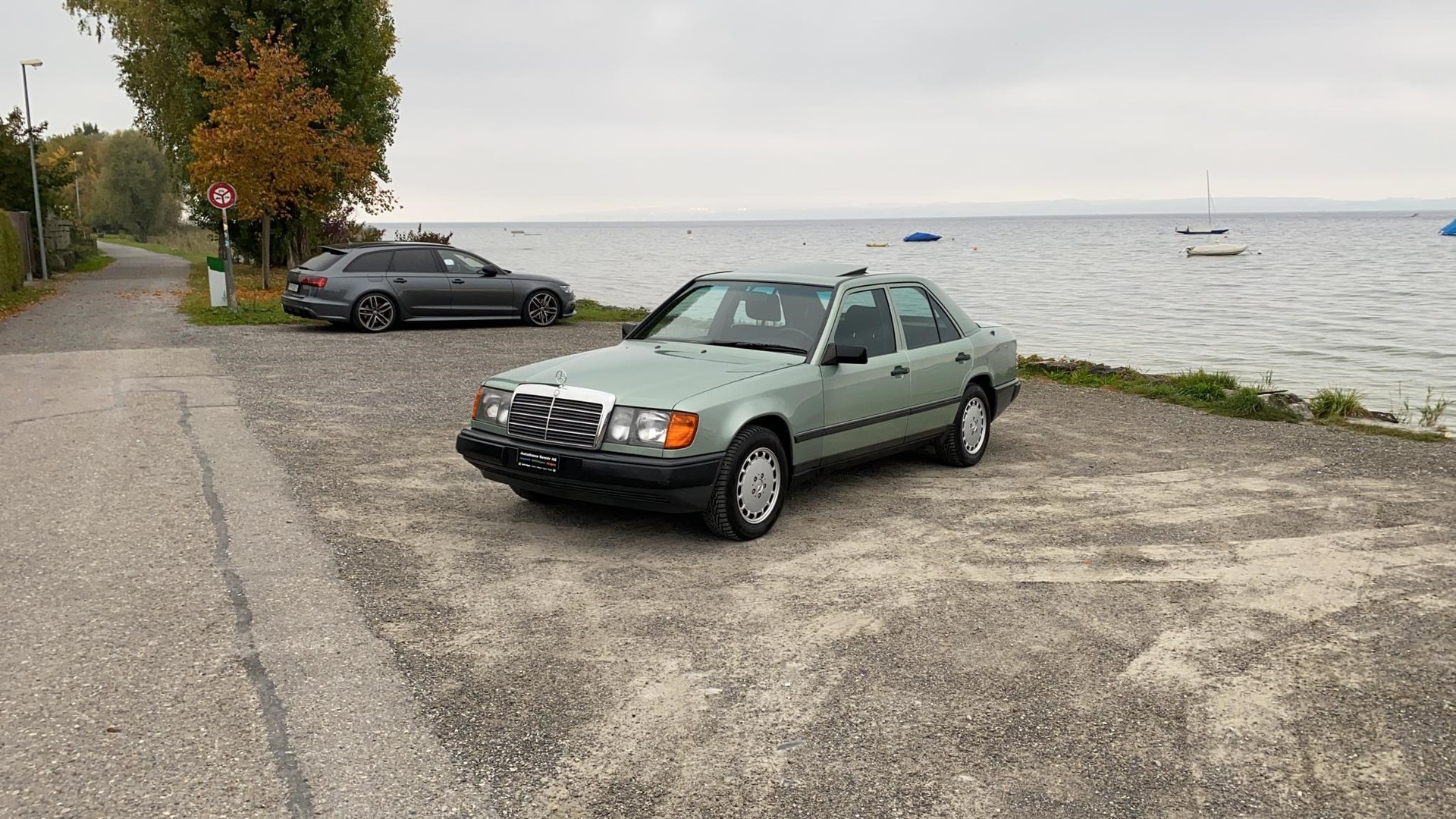 MERCEDES-BENZ 260 E-image-2