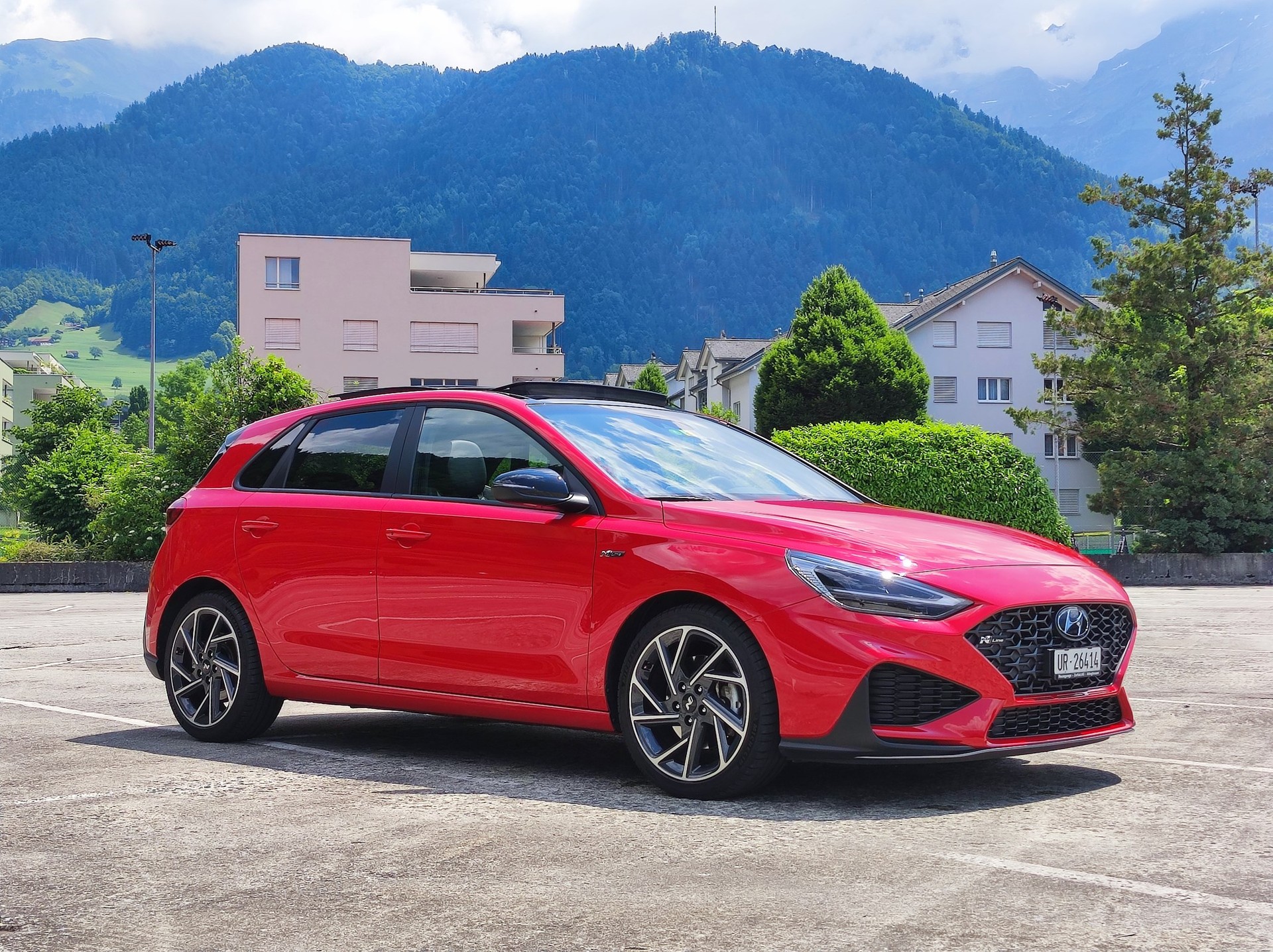 HYUNDAI i30 1.5 T-GDi N Line Lux.pack 48V MH iMT-image-3