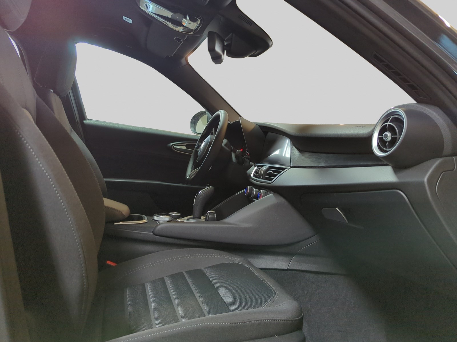 ALFA ROMEO Giulia 2.0 Super Q4-image-12