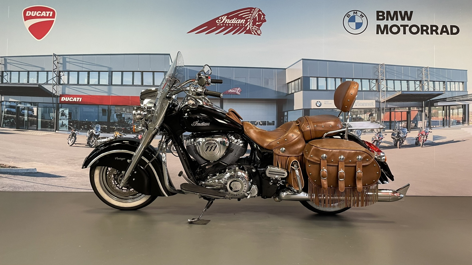 INDIAN Chief Vintage-image-3