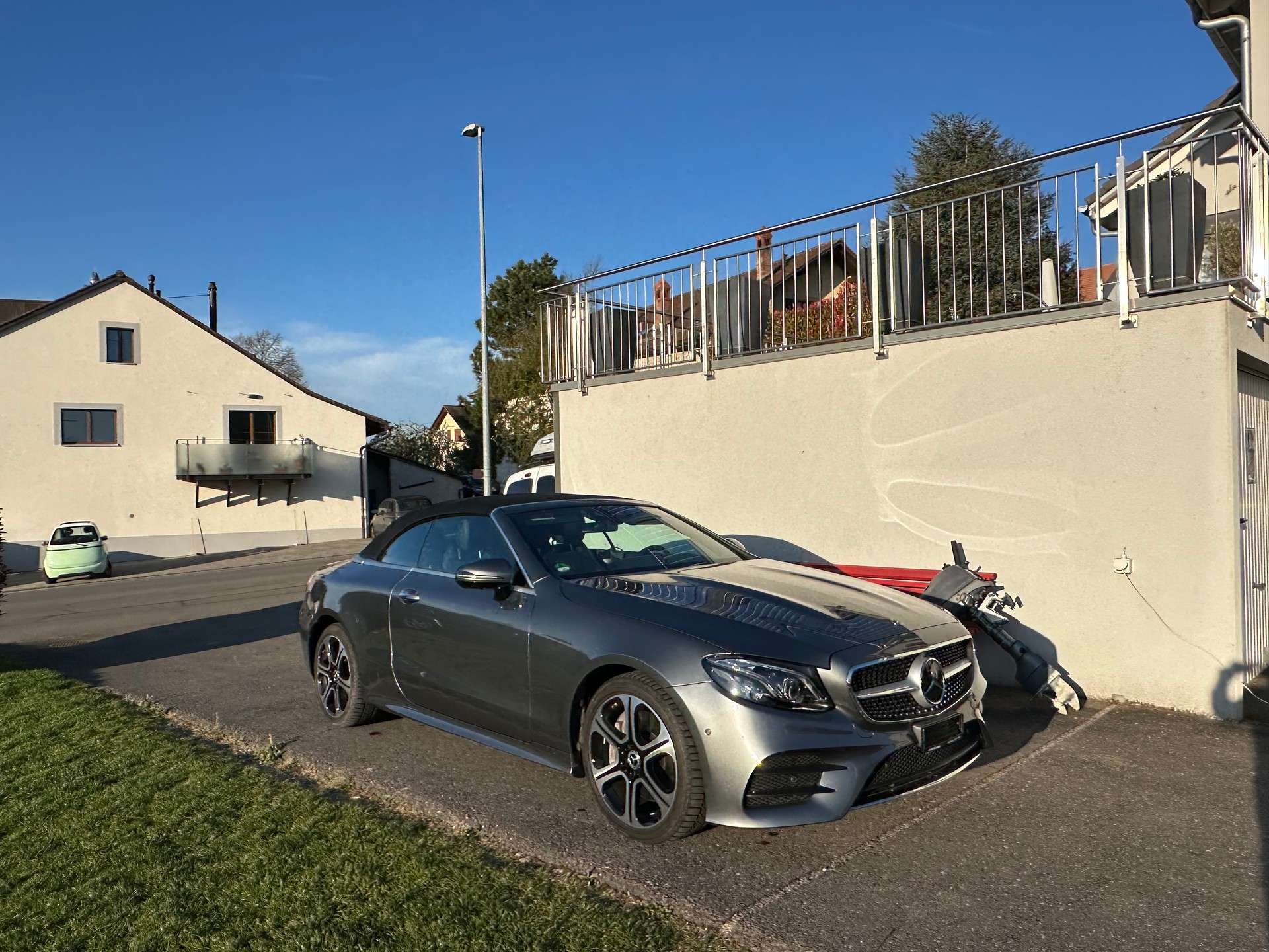 MERCEDES-BENZ E 400 Cabriolet Avantgarde 4 Matic 9G-Tronic-image-8
