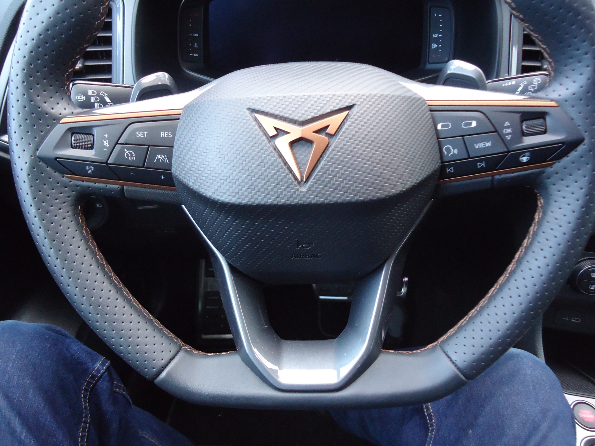 CUPRA Ateca 2.0TSI Inicio 4Drive DSG...... 60 Mt. WERKSGARANTIE ! !-image-9