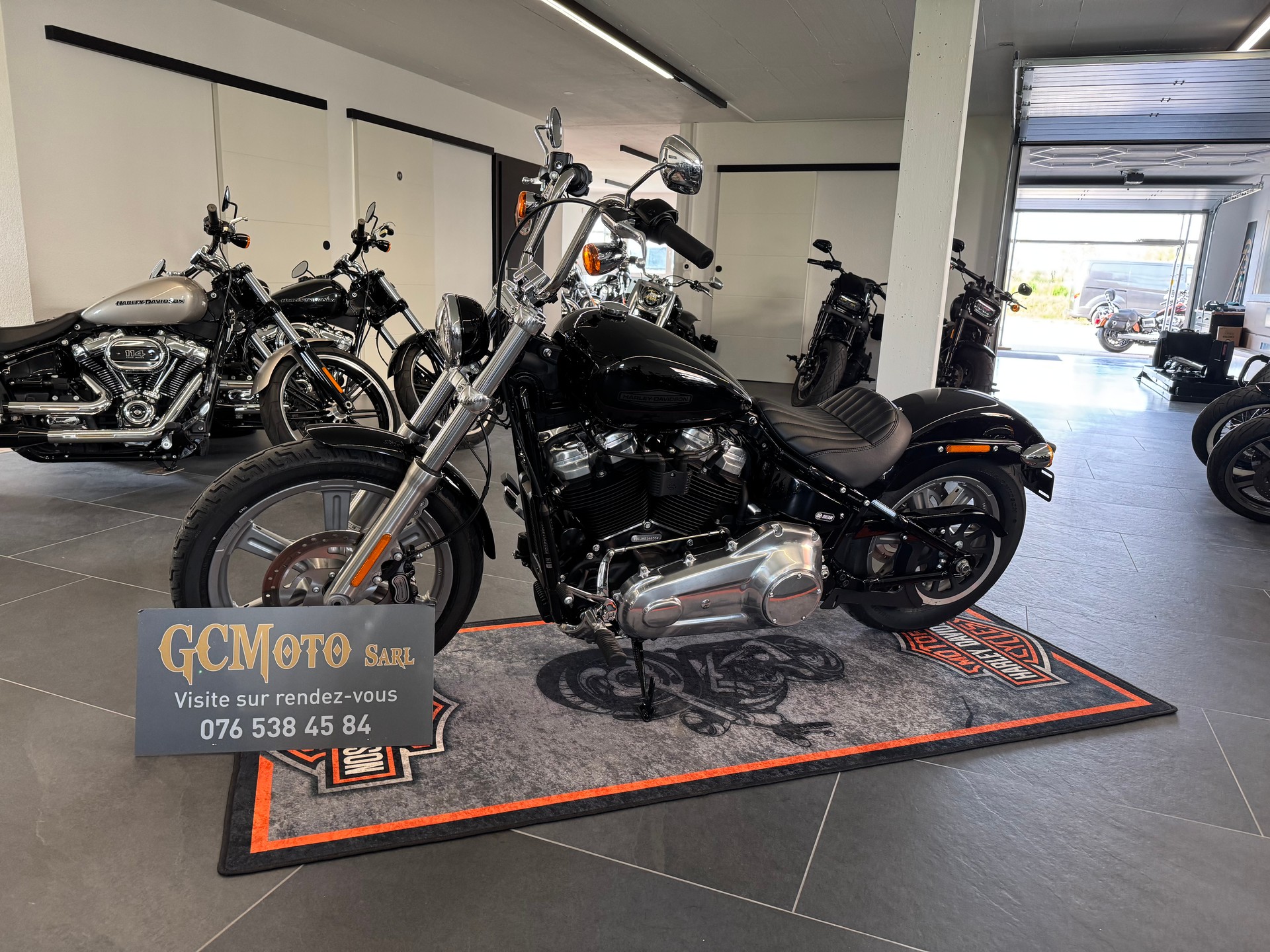 HARLEY-DAVIDSON FXST Softail Standard 107 ABS-image-1