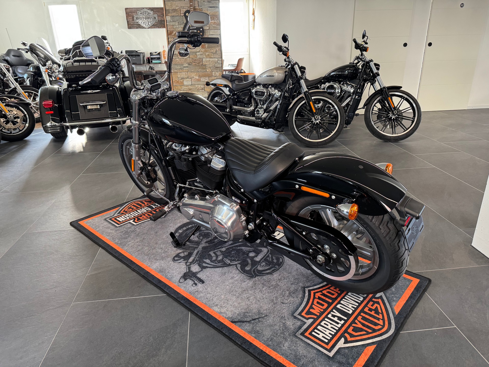 HARLEY-DAVIDSON FXST Softail Standard 107 ABS-image-3