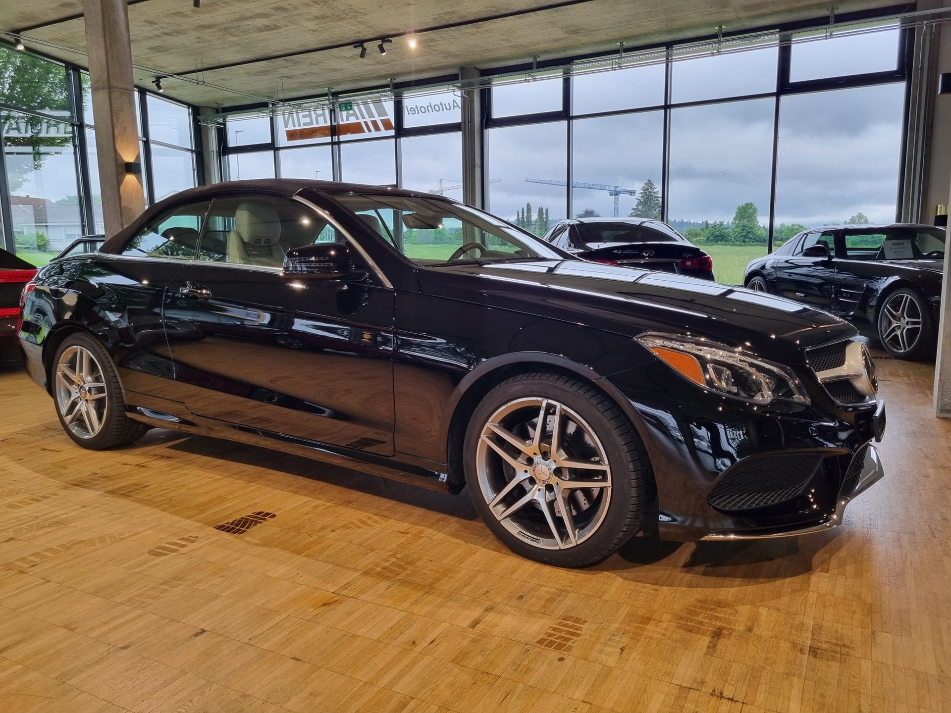 MERCEDES-BENZ E 500 V8 Edition 7G-Tronic