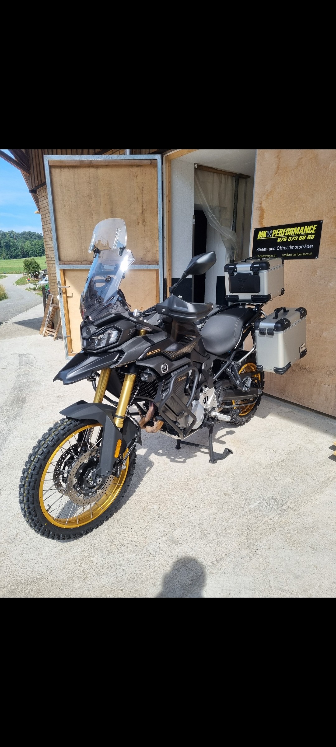 VOGE 900DSX-image-4