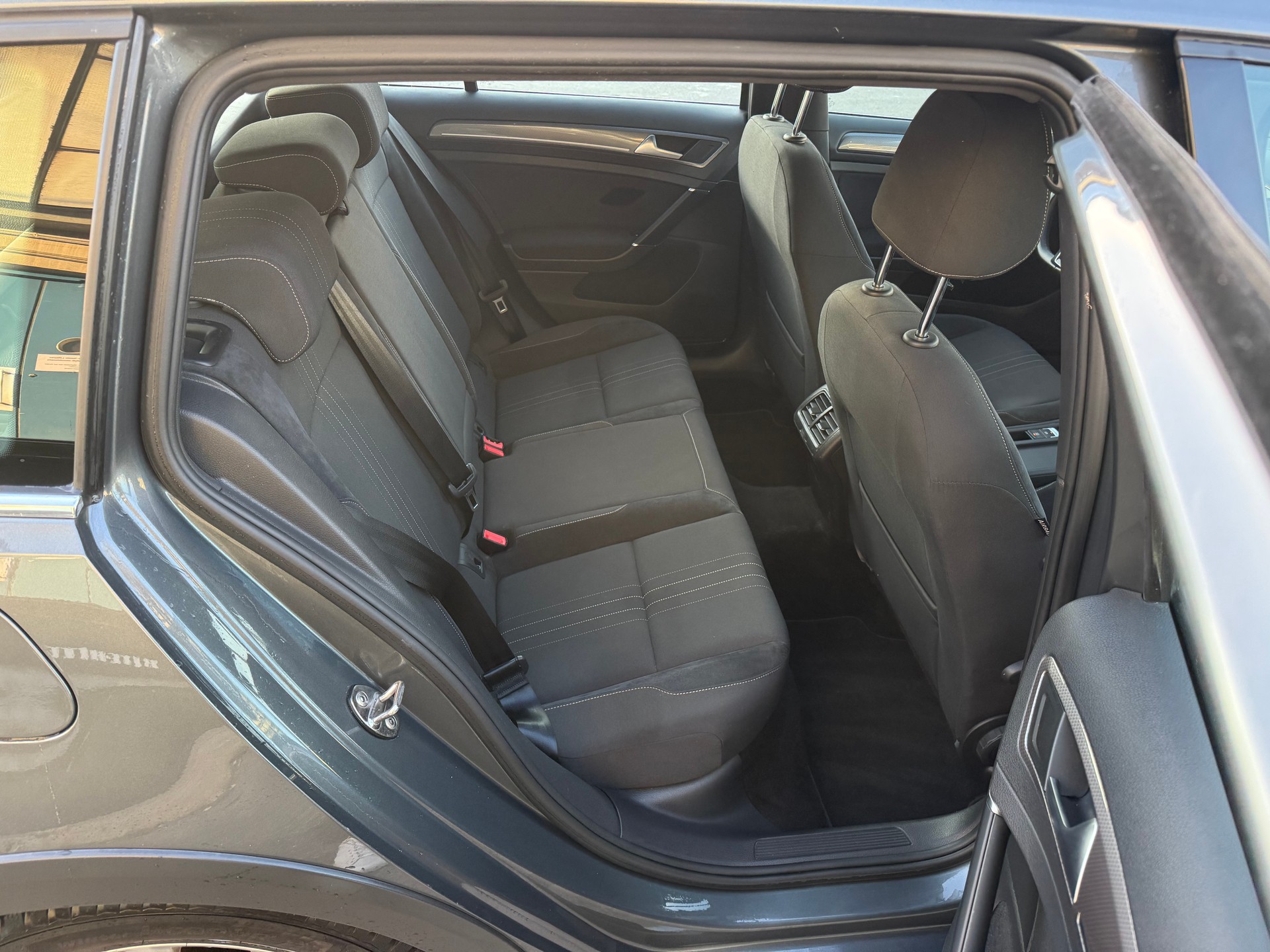 VW Golf 2.0 TDI Alltrack 4Motion DSG-image-8
