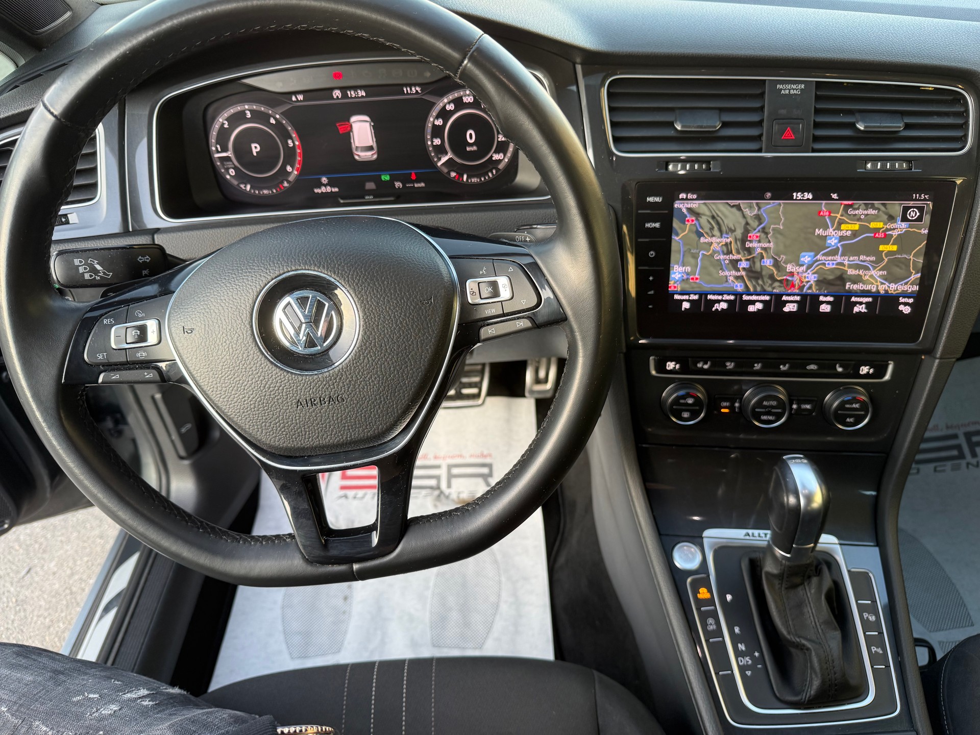 VW Golf 2.0 TDI Alltrack 4Motion DSG-image-9