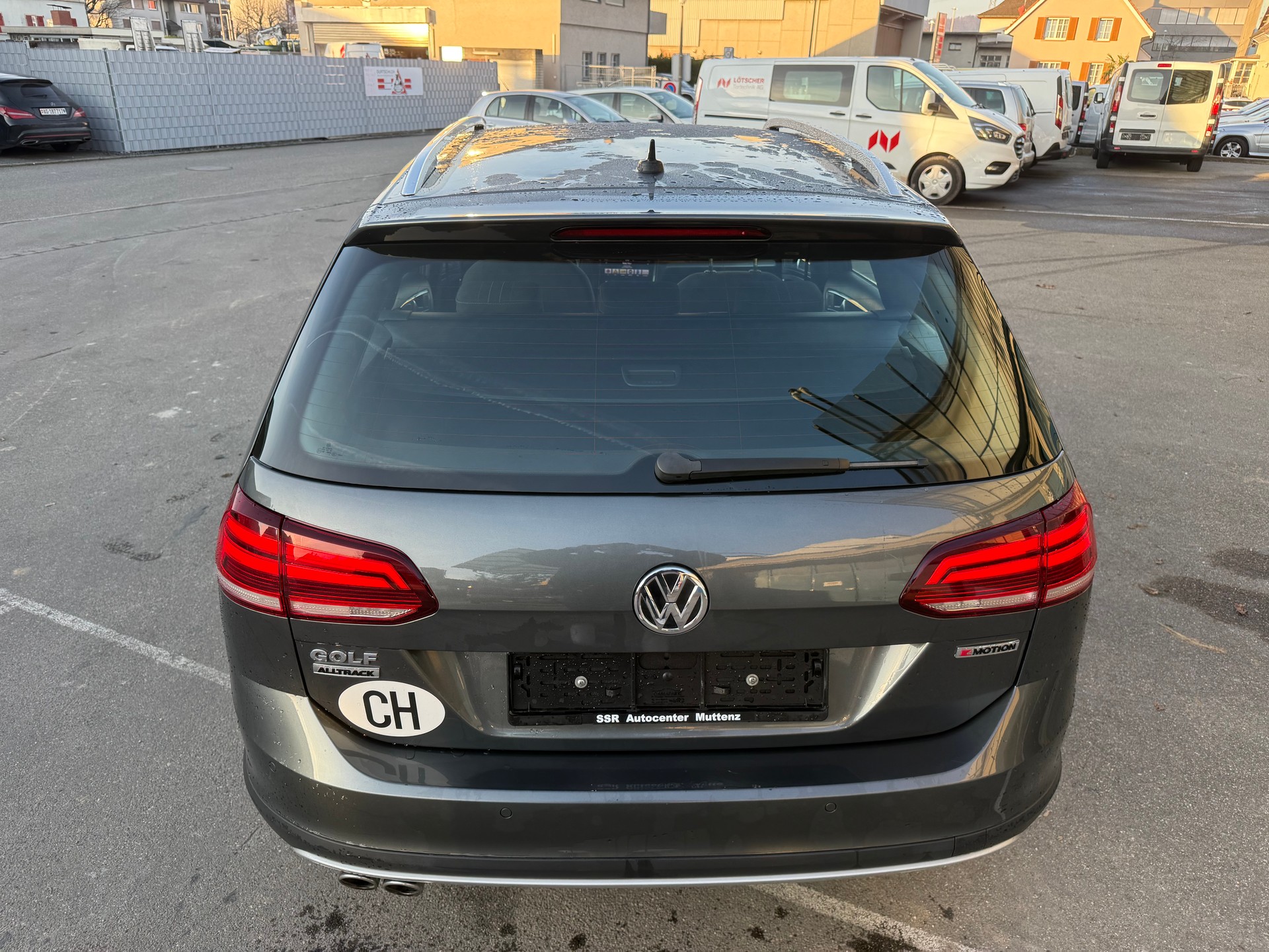 VW Golf 2.0 TDI Alltrack 4Motion DSG-image-5