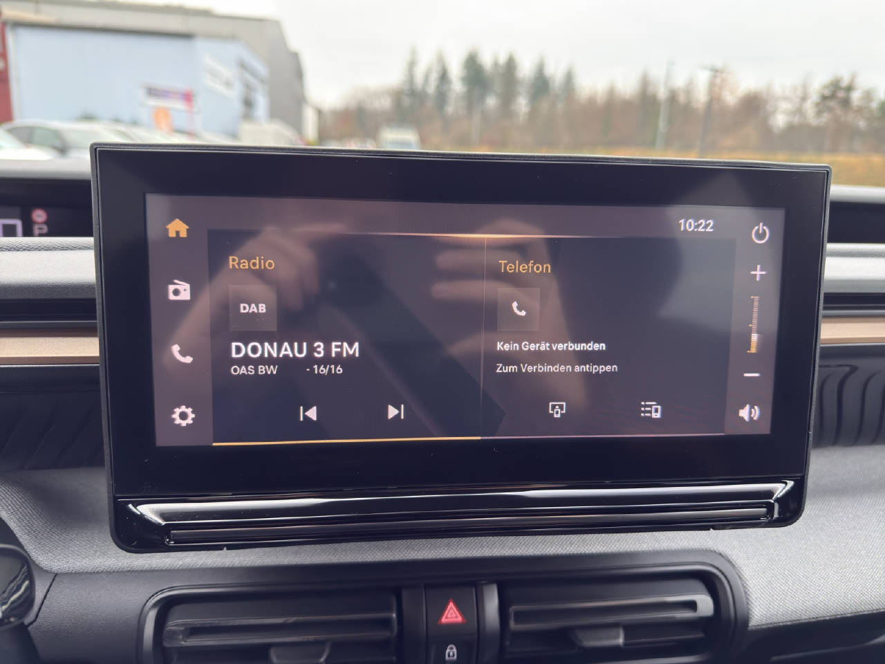CITROEN e-C3 Aircross Plus-image-7