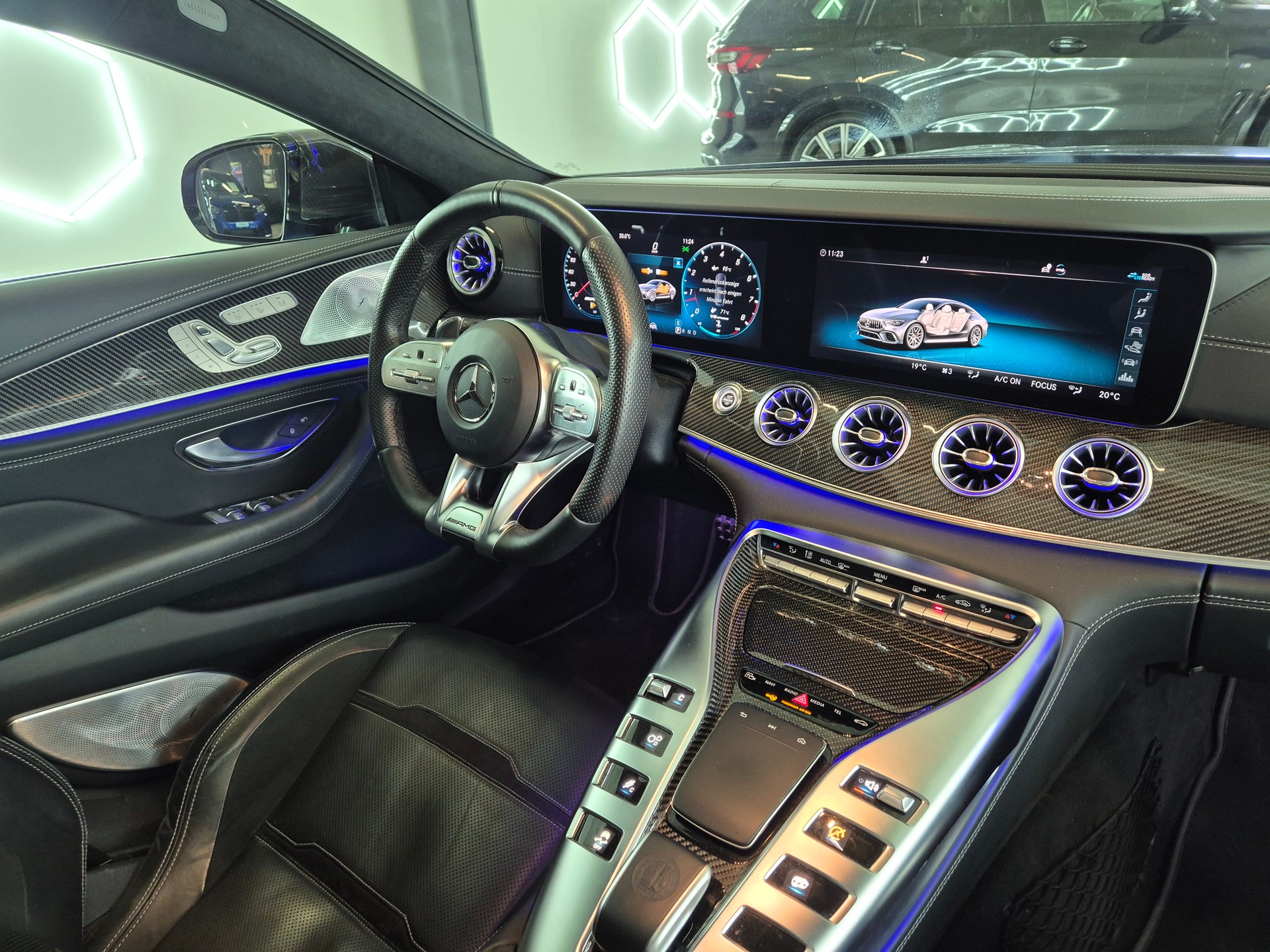MERCEDES-BENZ AMG GT 4 63 S 4Matic+ Speedshift MCT - Carbon-Paket-image-26