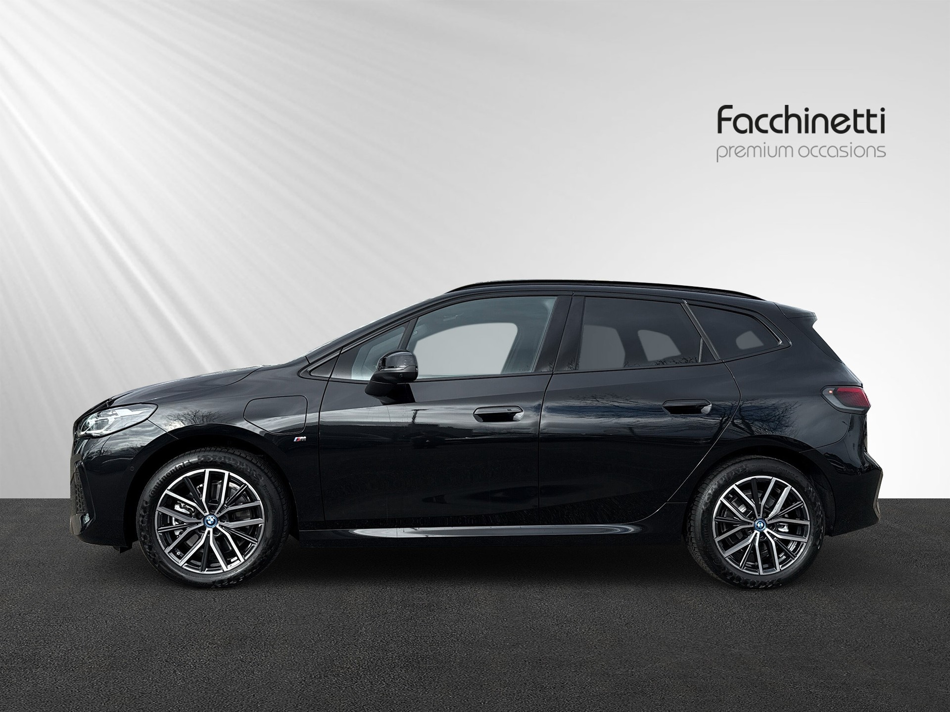 BMW 230e xDrive Active Tourer M Sport-showroom-element-2