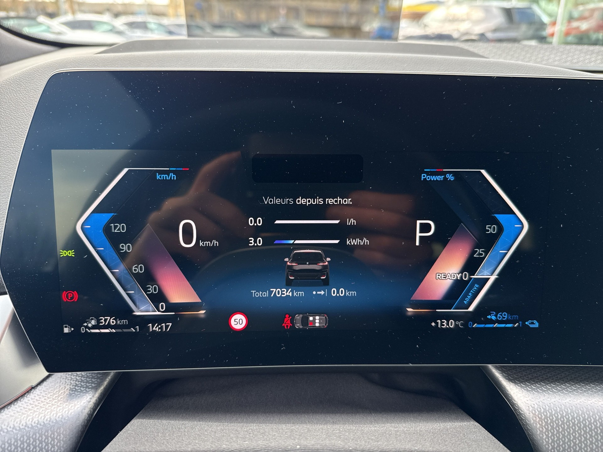 BMW 230e xDrive Active Tourer M Sport-image-14