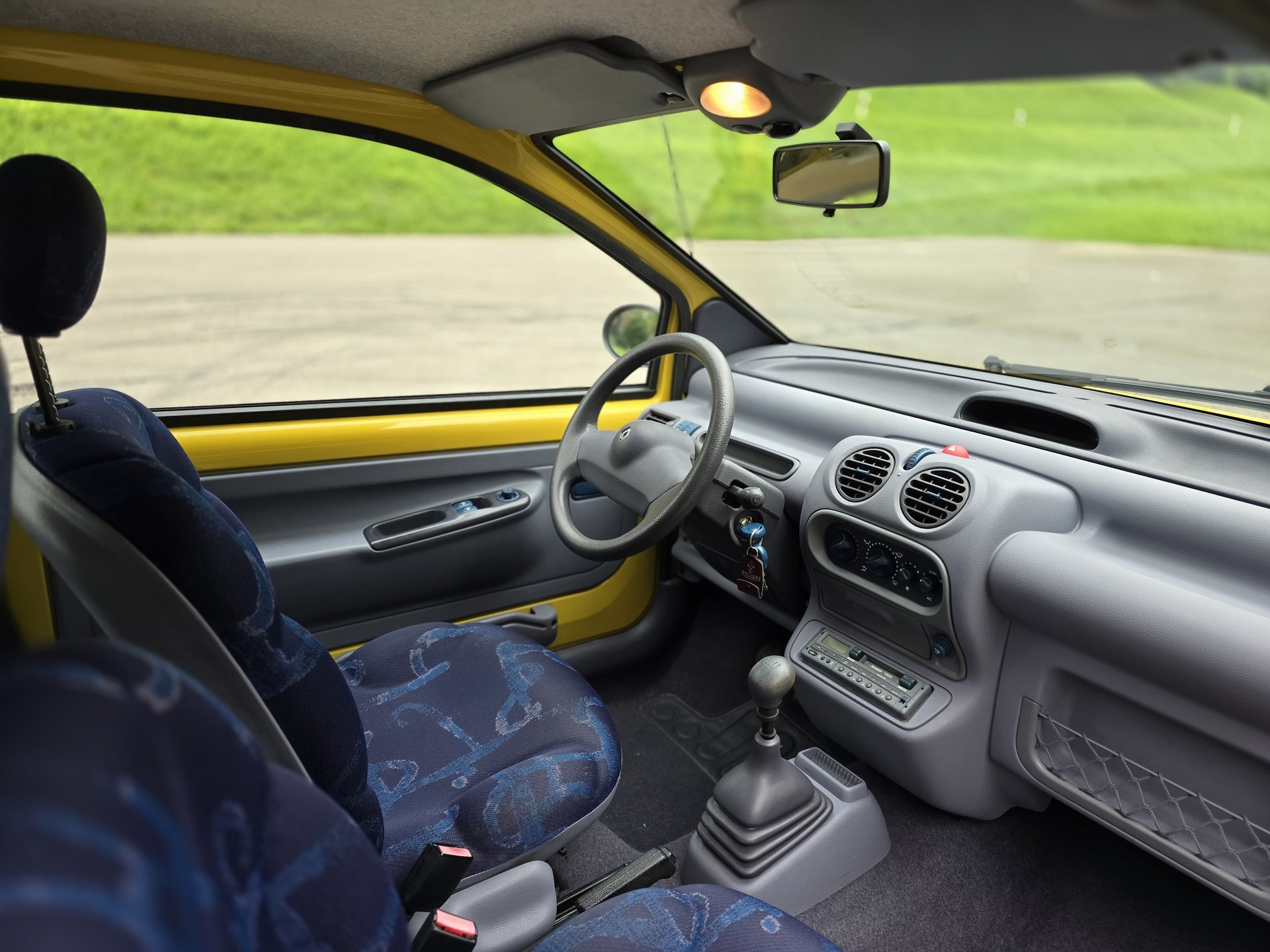 RENAULT Twingo 1.2-image-11