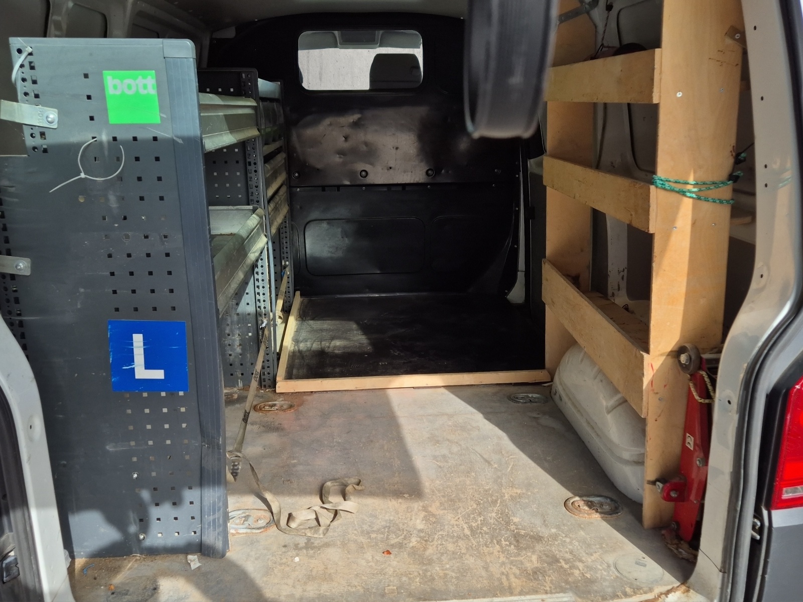 VW T6-image-12