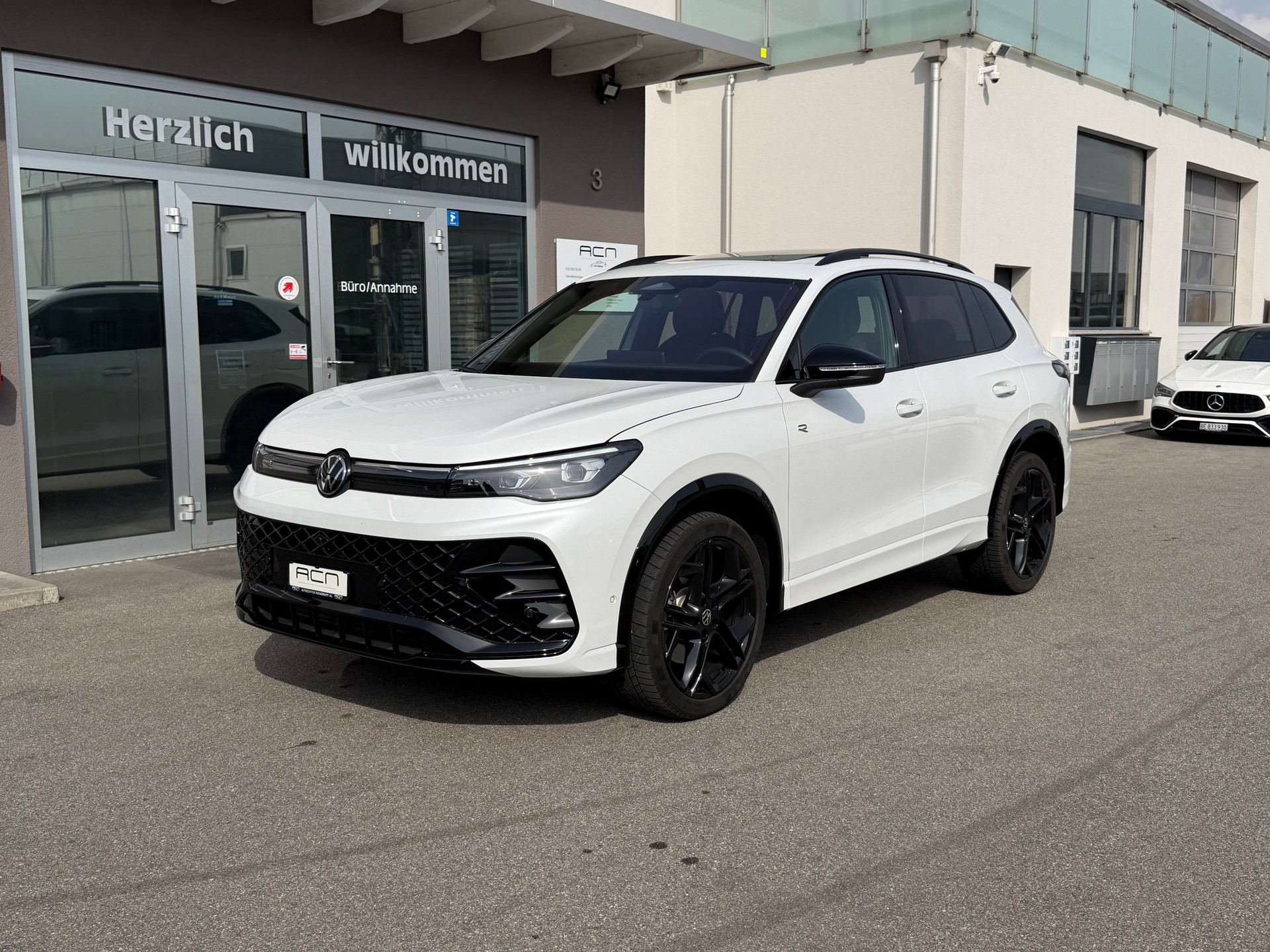 VW Tiguan 2.0 TDI SCR R-Line United 4Motion DSG-showroom-element-2
