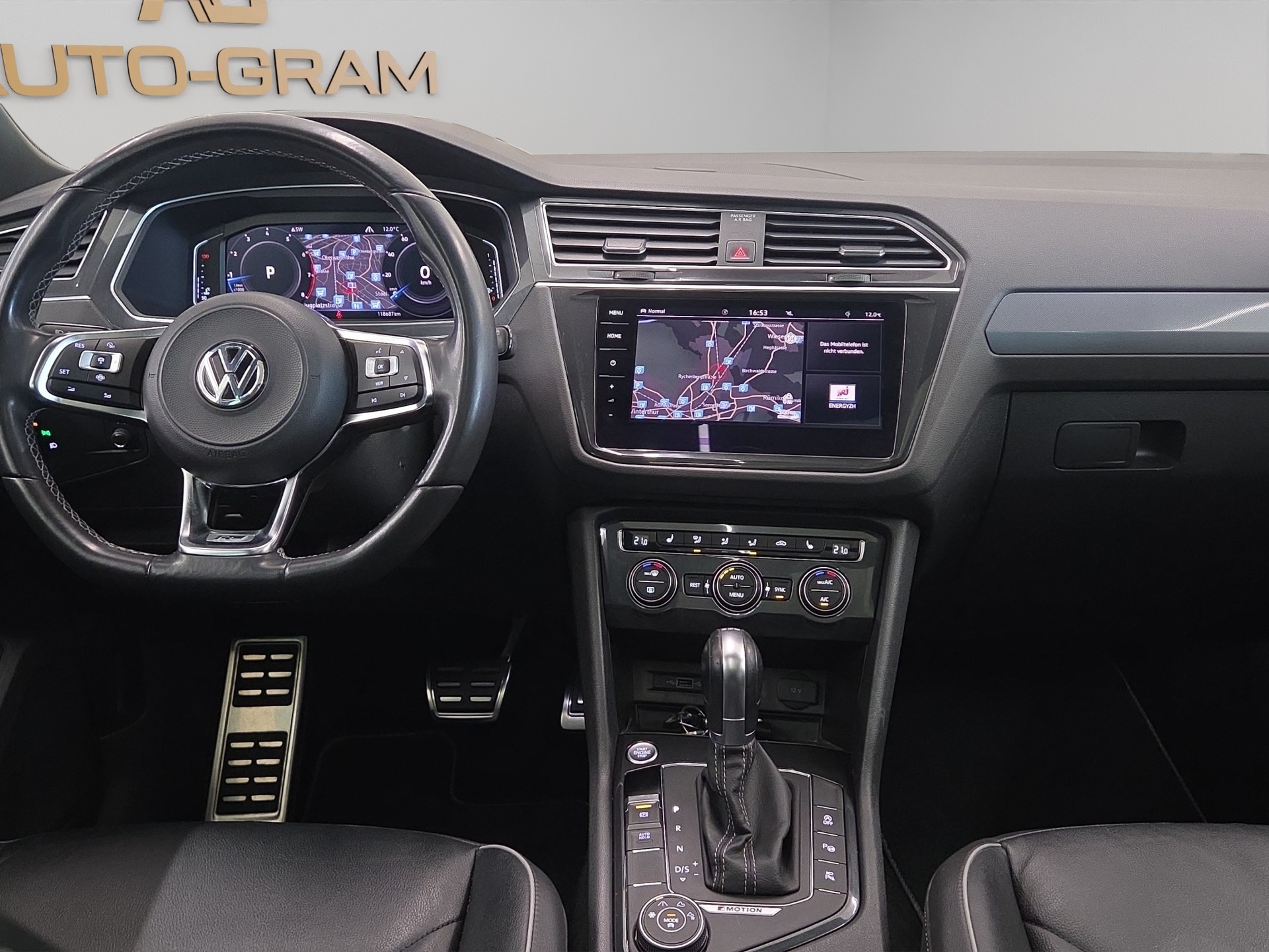 VW Tiguan 2.0TSI Highline 4Motion DSG-image-11