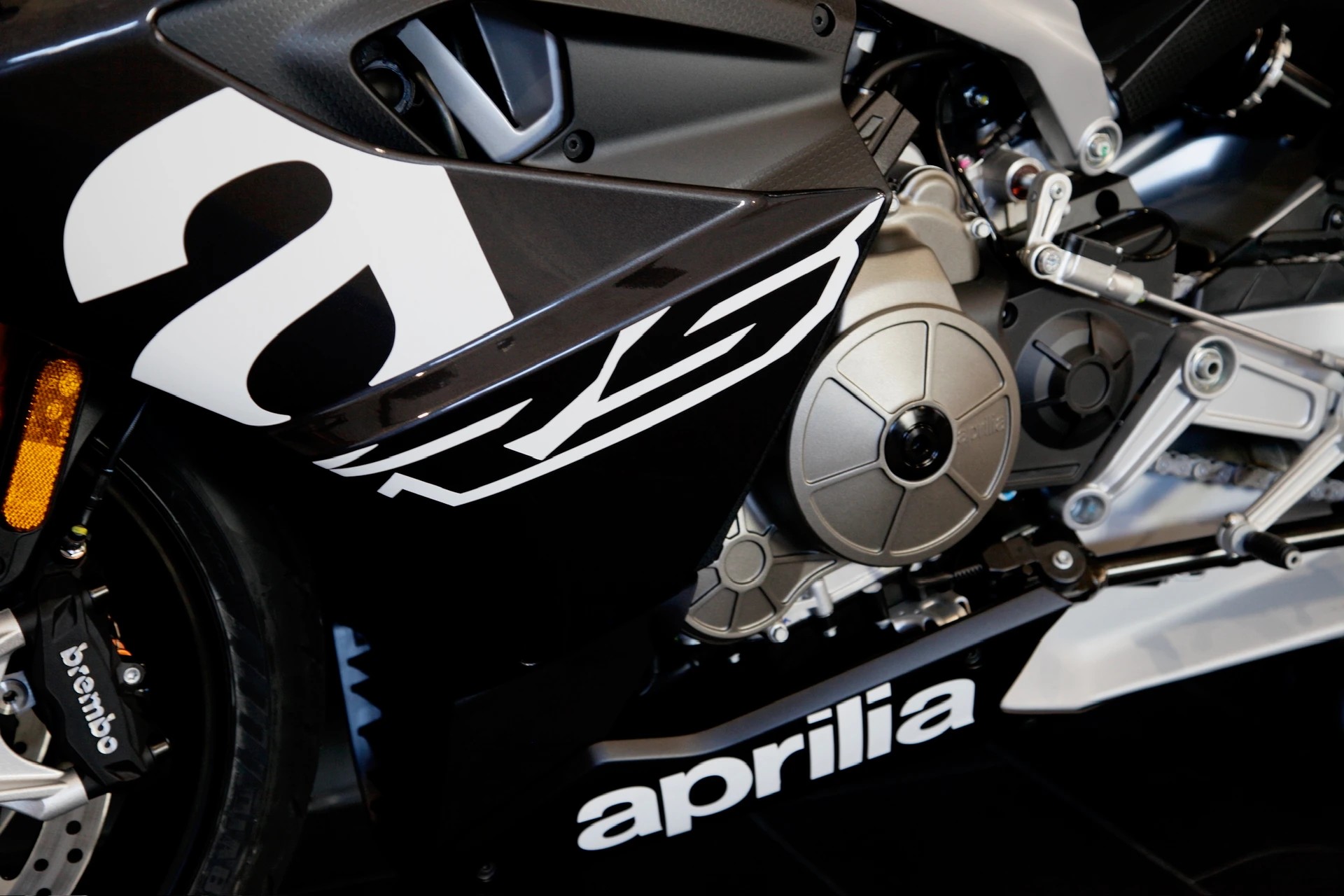 APRILIA RS 660 white contrast E5+ (35kW)-image-5