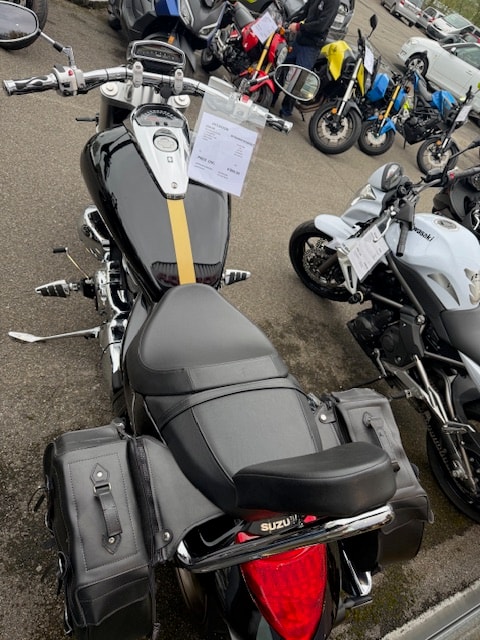 SUZUKI M 1800 R Z K8-showroom-element-3