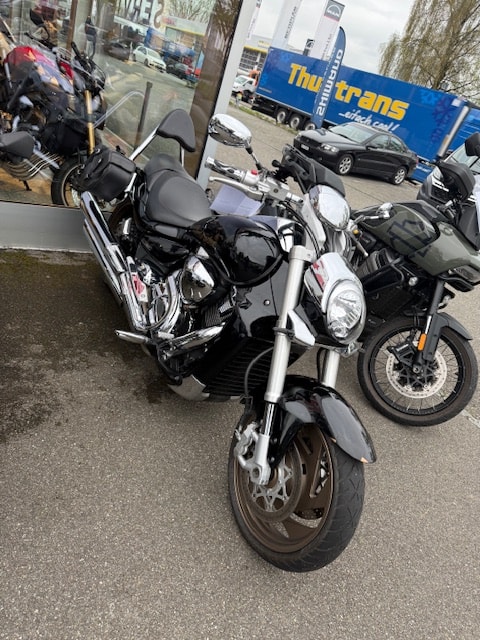 SUZUKI M 1800 R Z K8