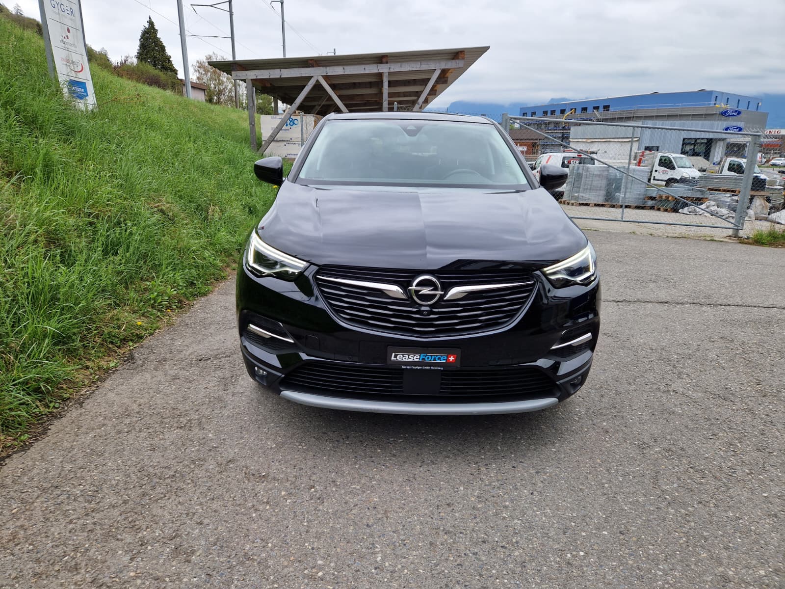 OPEL Grandland X 1.2i TP Ultimate Automatik-showroom-element-1