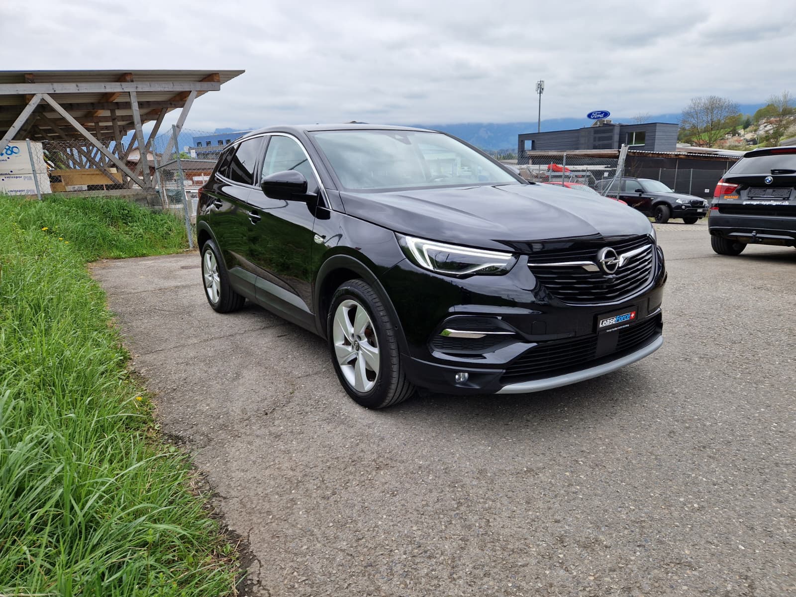 OPEL Grandland X 1.2i TP Ultimate Automatik-showroom-element-2