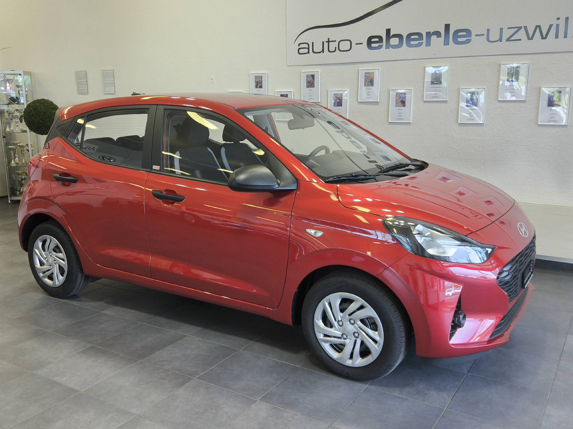 HYUNDAI i10 1.0 Pica
