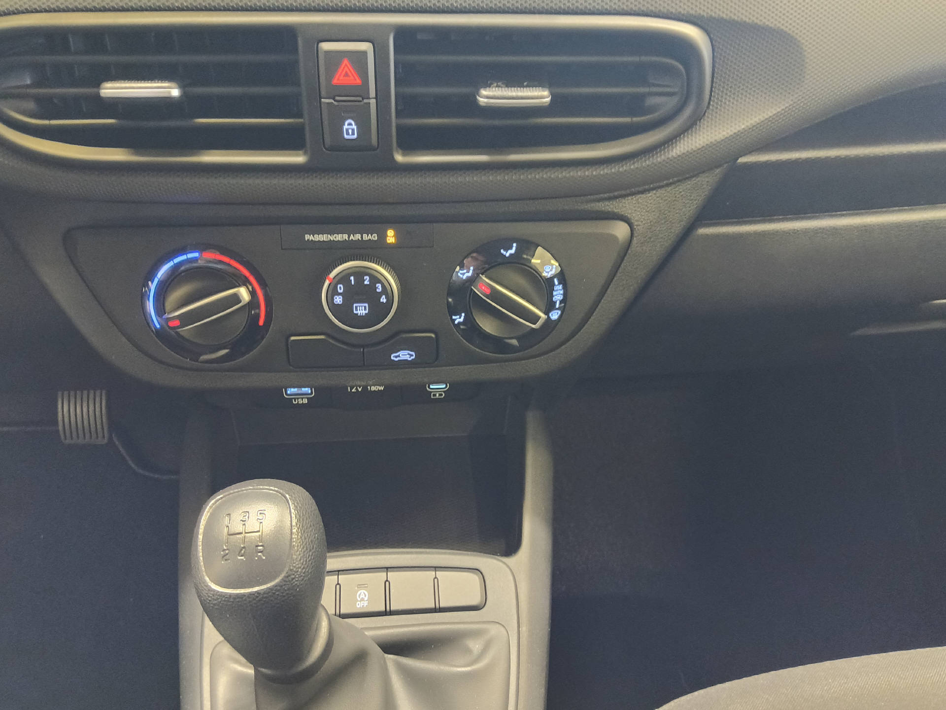 HYUNDAI i10 1.0 Pica-image-15