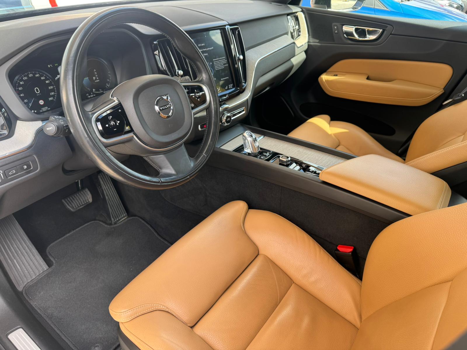 VOLVO XC60 T8 eAWD Inscription Geartronic-image-15