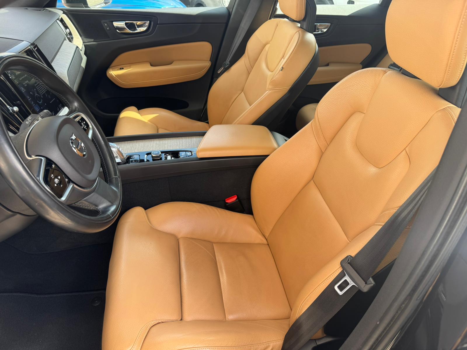 VOLVO XC60 T8 eAWD Inscription Geartronic-image-17
