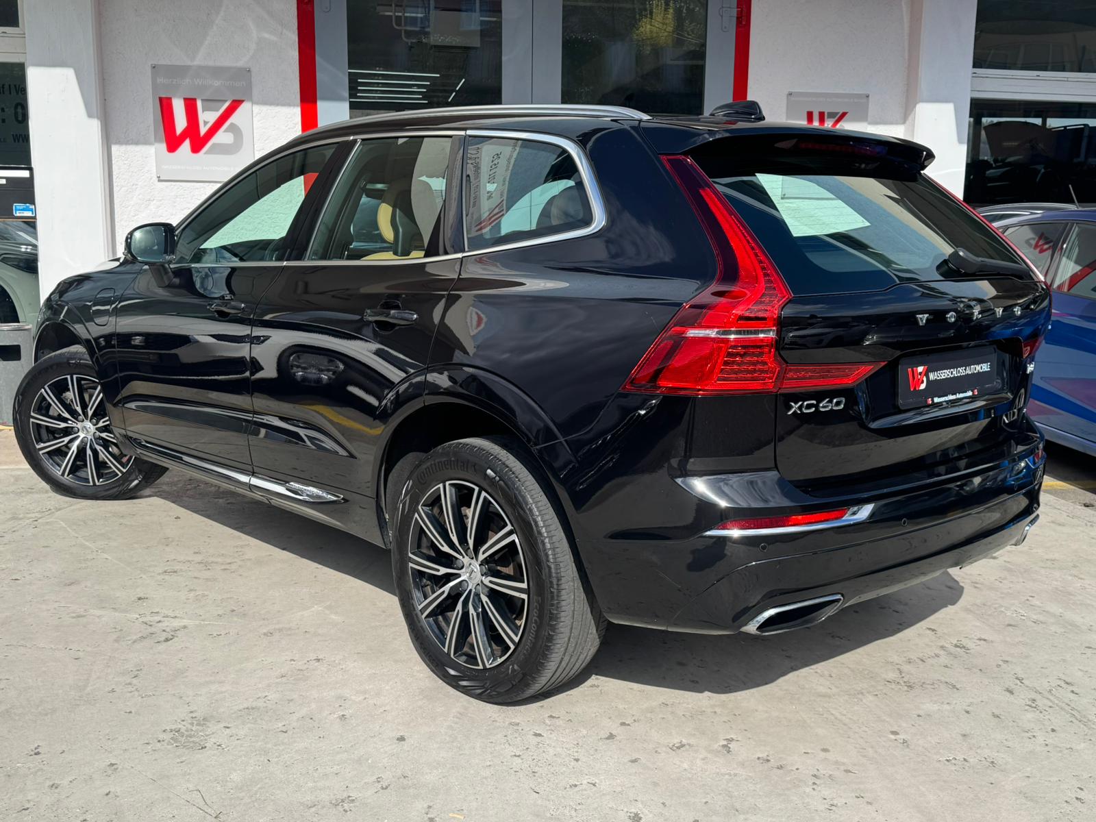 VOLVO XC60 T8 eAWD Inscription Geartronic-image-3