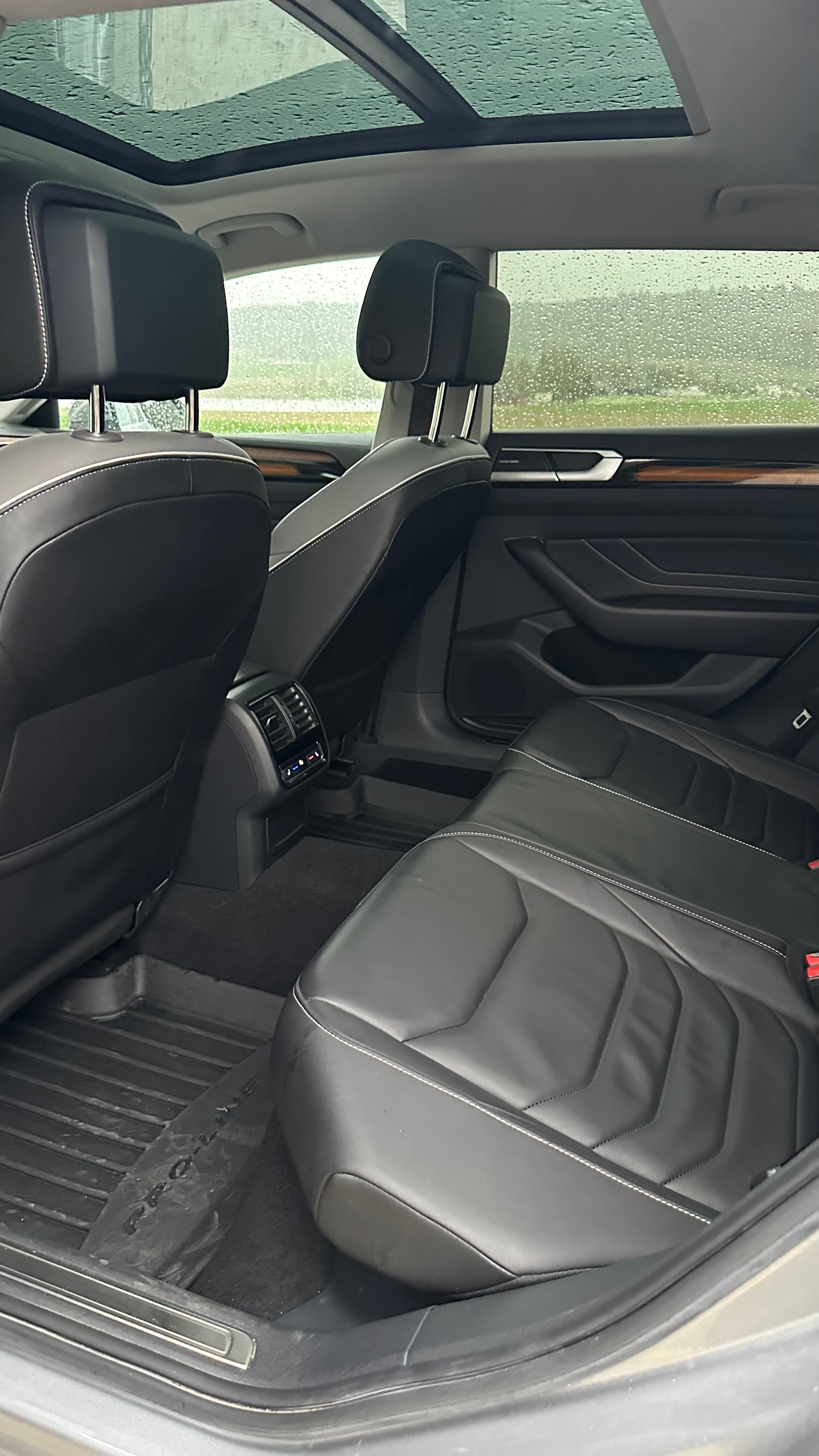 VW ELEGANCE-image-5