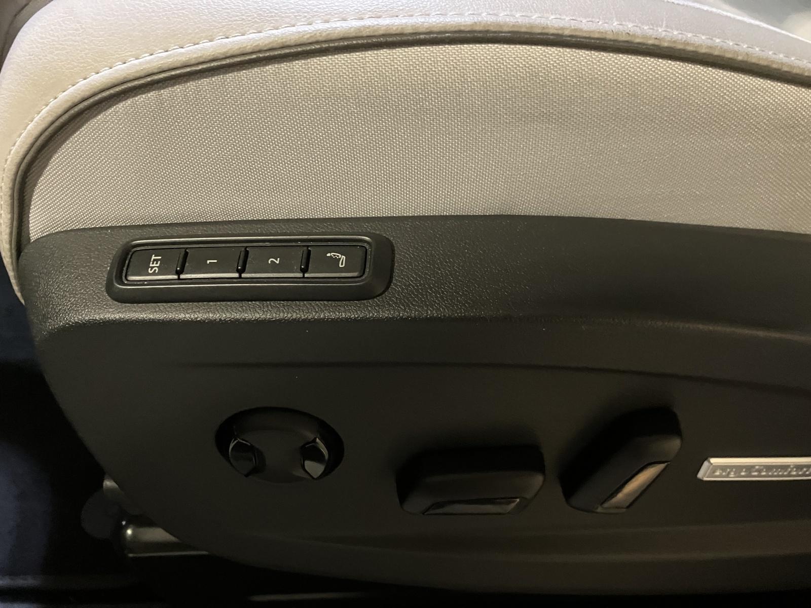 VW ID.Buzz Bus 77kWh Pro-image-8