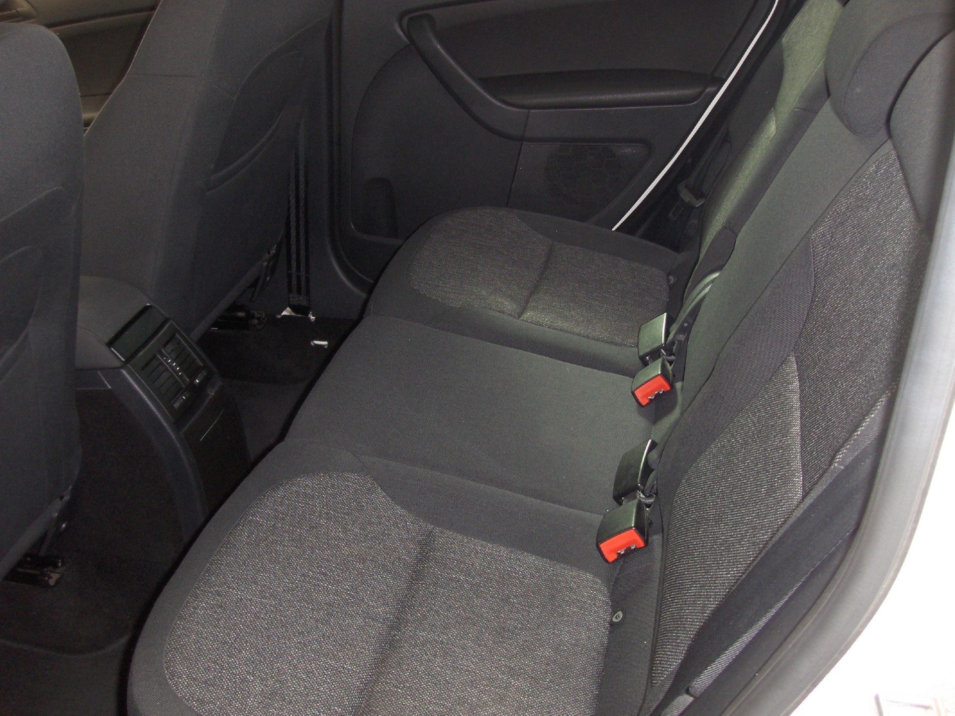 SKODA Yeti 1.4 TSI Active 4x4-image-5