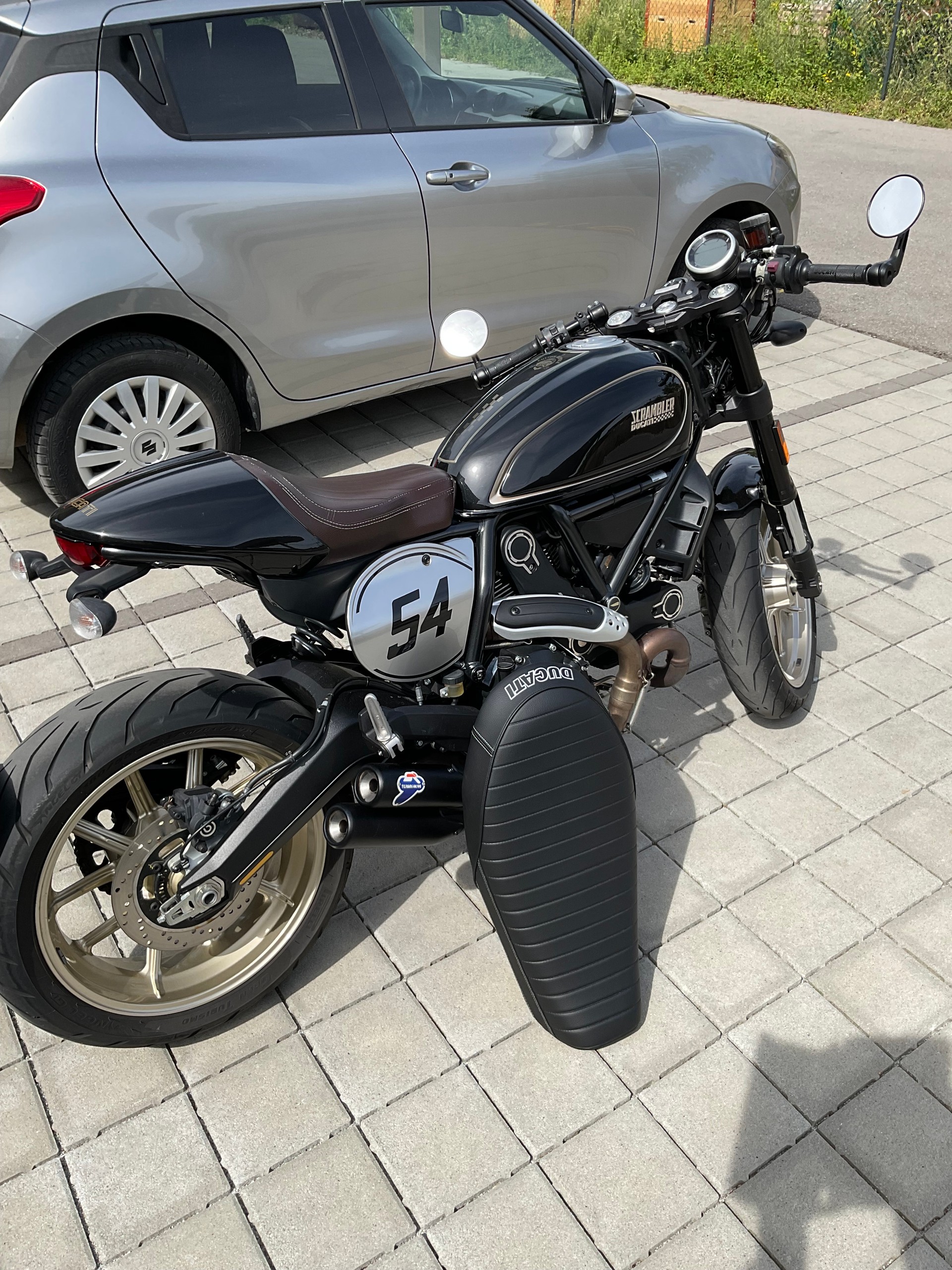 DUCATI Scrambler 800 Cafe Racer-image-2