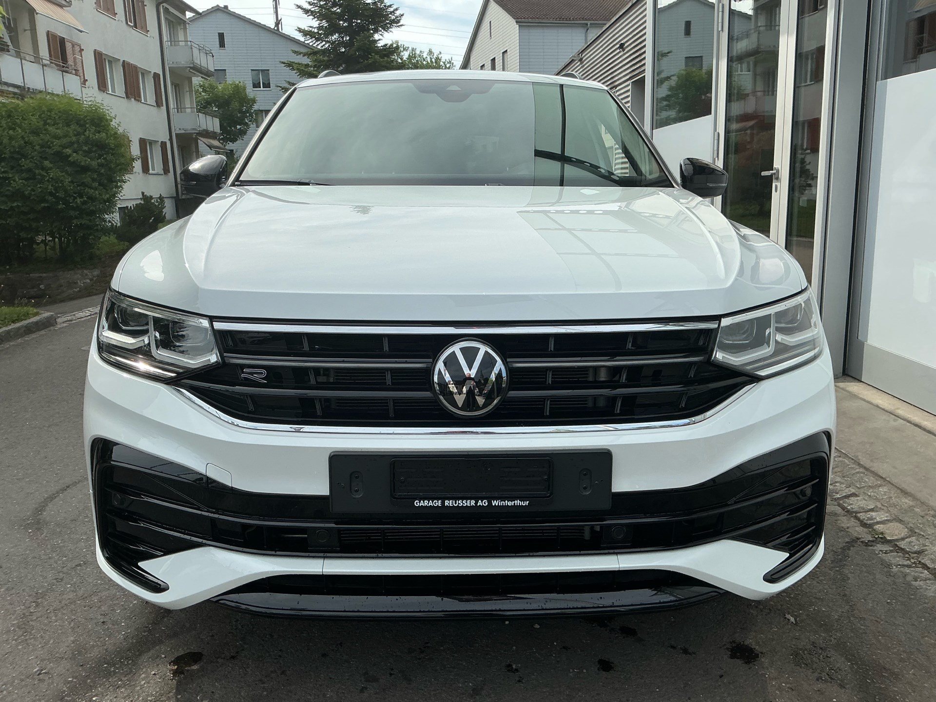 VW Tiguan Allspace R-LINE 4MOTION BLACK STYLE *** 5 JAHRE VW WERKGSGARANTIE ***-showroom-element-1
