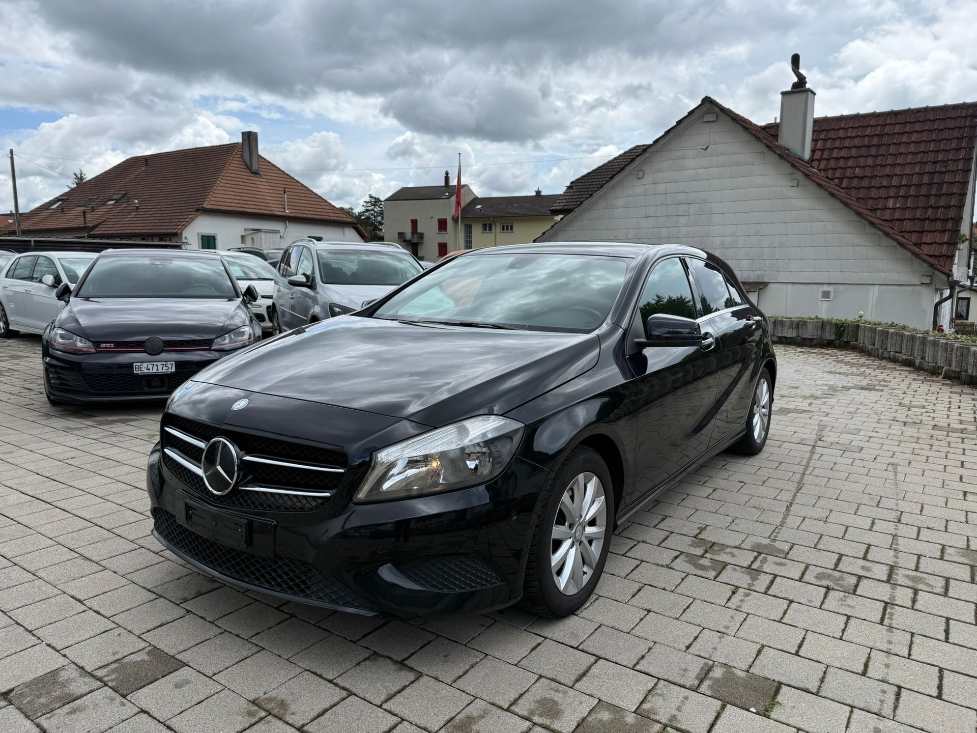 MERCEDES-BENZ A 180 Urban-image-8