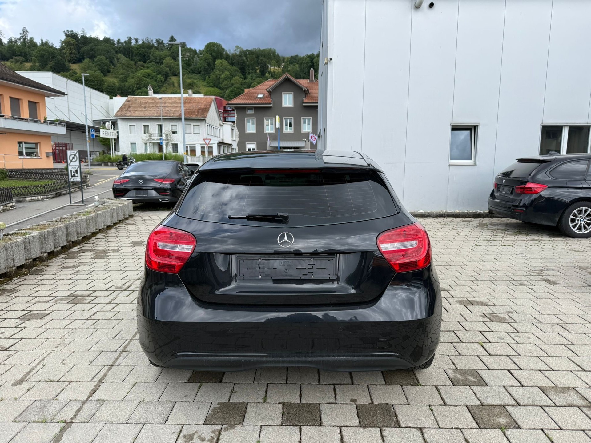 MERCEDES-BENZ A 180 Urban-image-6