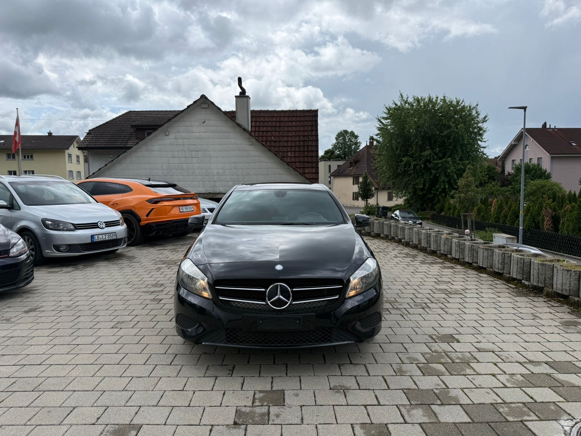 MERCEDES-BENZ A 180 Urban