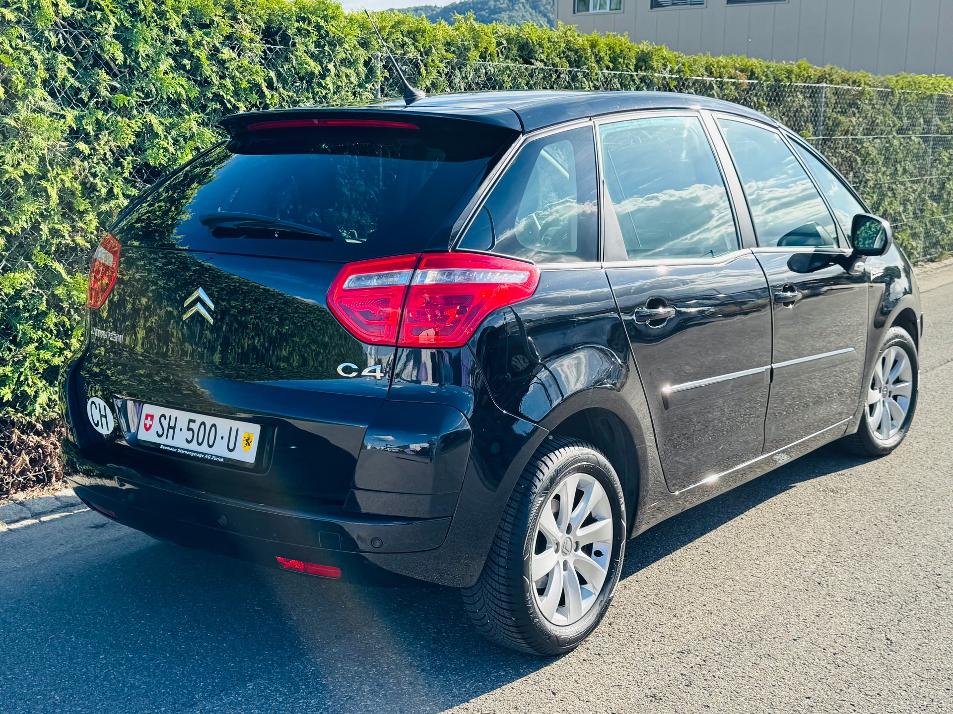 CITROEN C4 Picasso 1.6i 16V THP Exclusive+ BMP6-image-4
