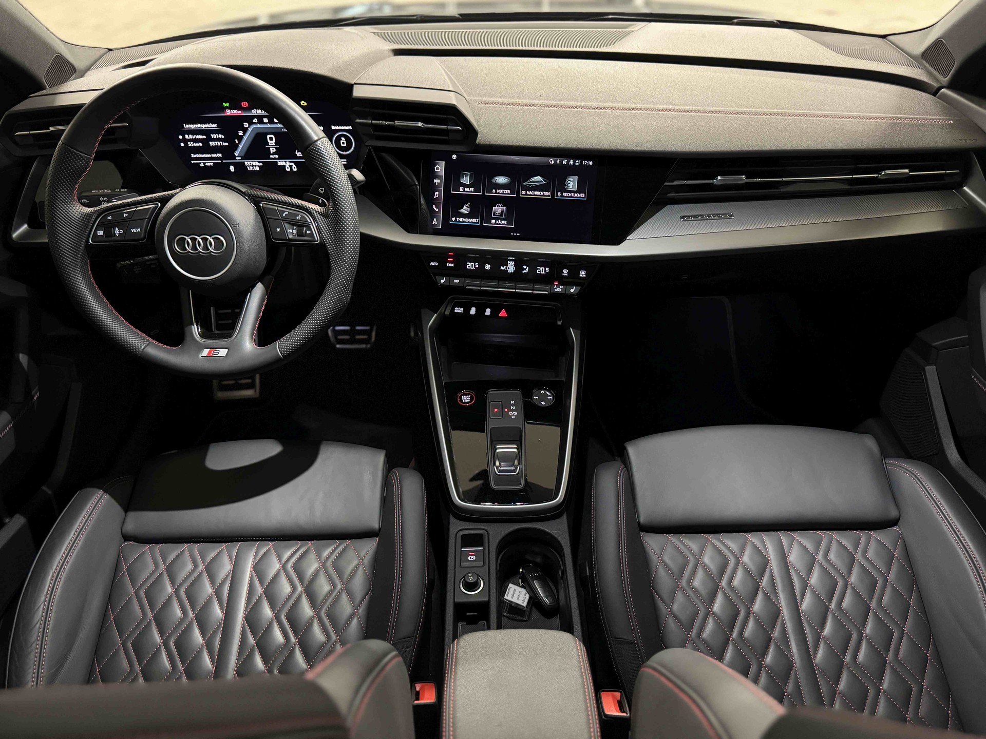 AUDI S3 Sportback 2.0 TFSI quattro S-tronic-image-10