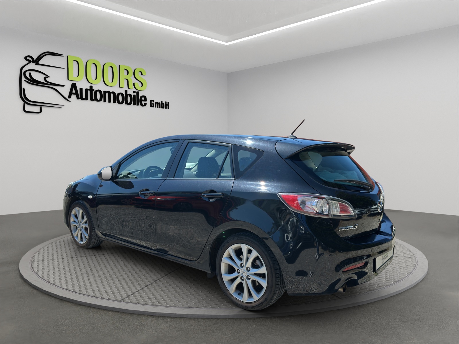 MAZDA 3 2.0 16V Sport Activematic-showroom-element-3