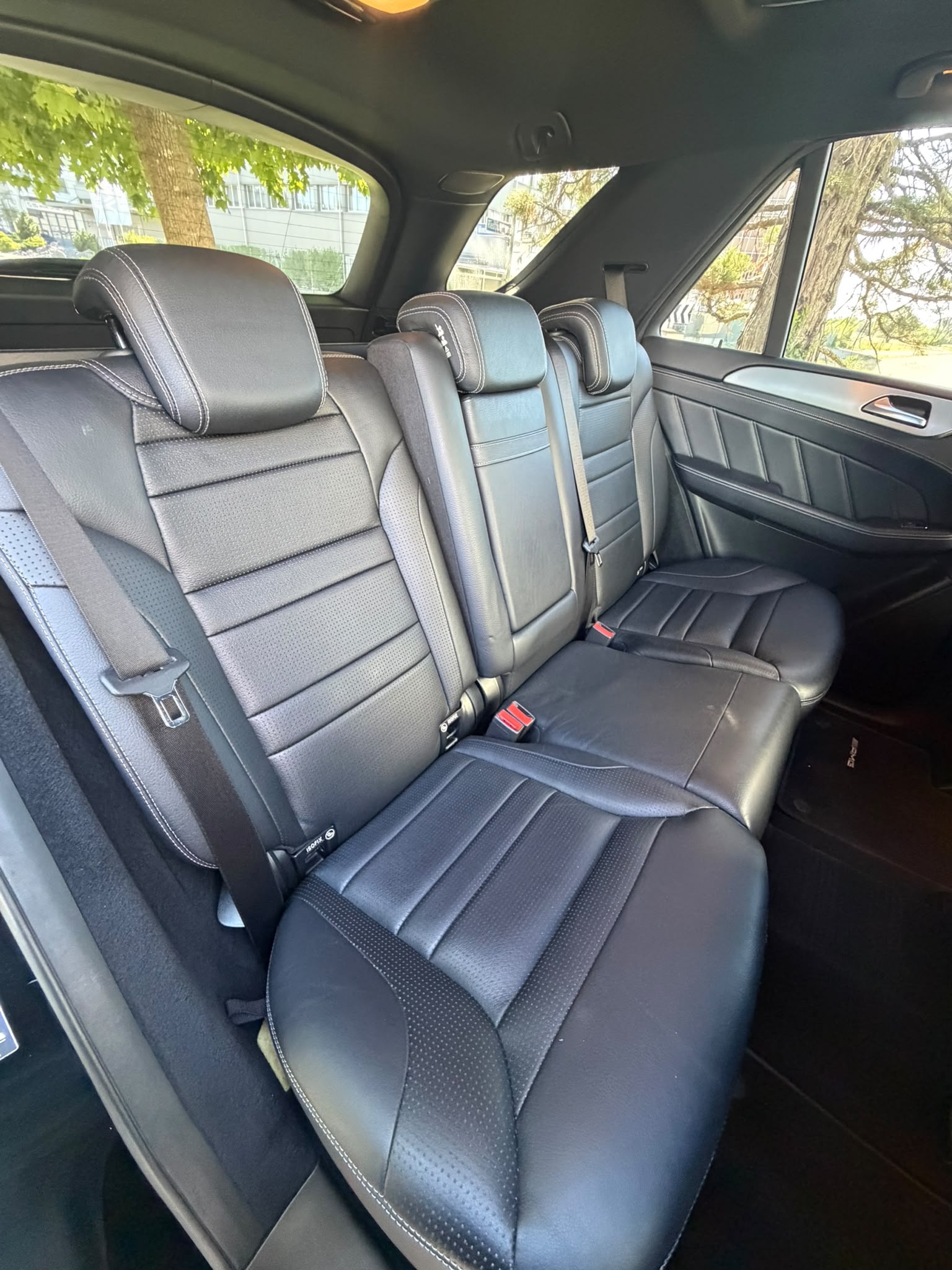 MERCEDES-BENZ ML 63 V8 AMG-image-4