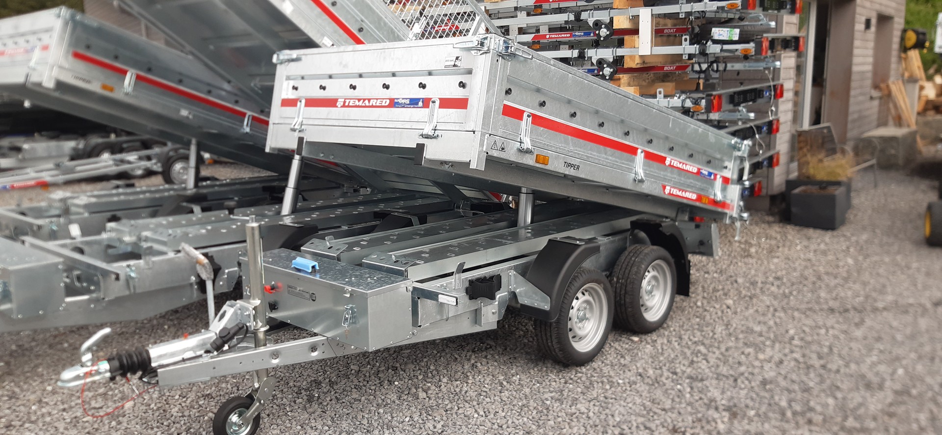 TEMARED AKTION Tipper Rückwärtskipper 2'000Kg mit Stahlwände