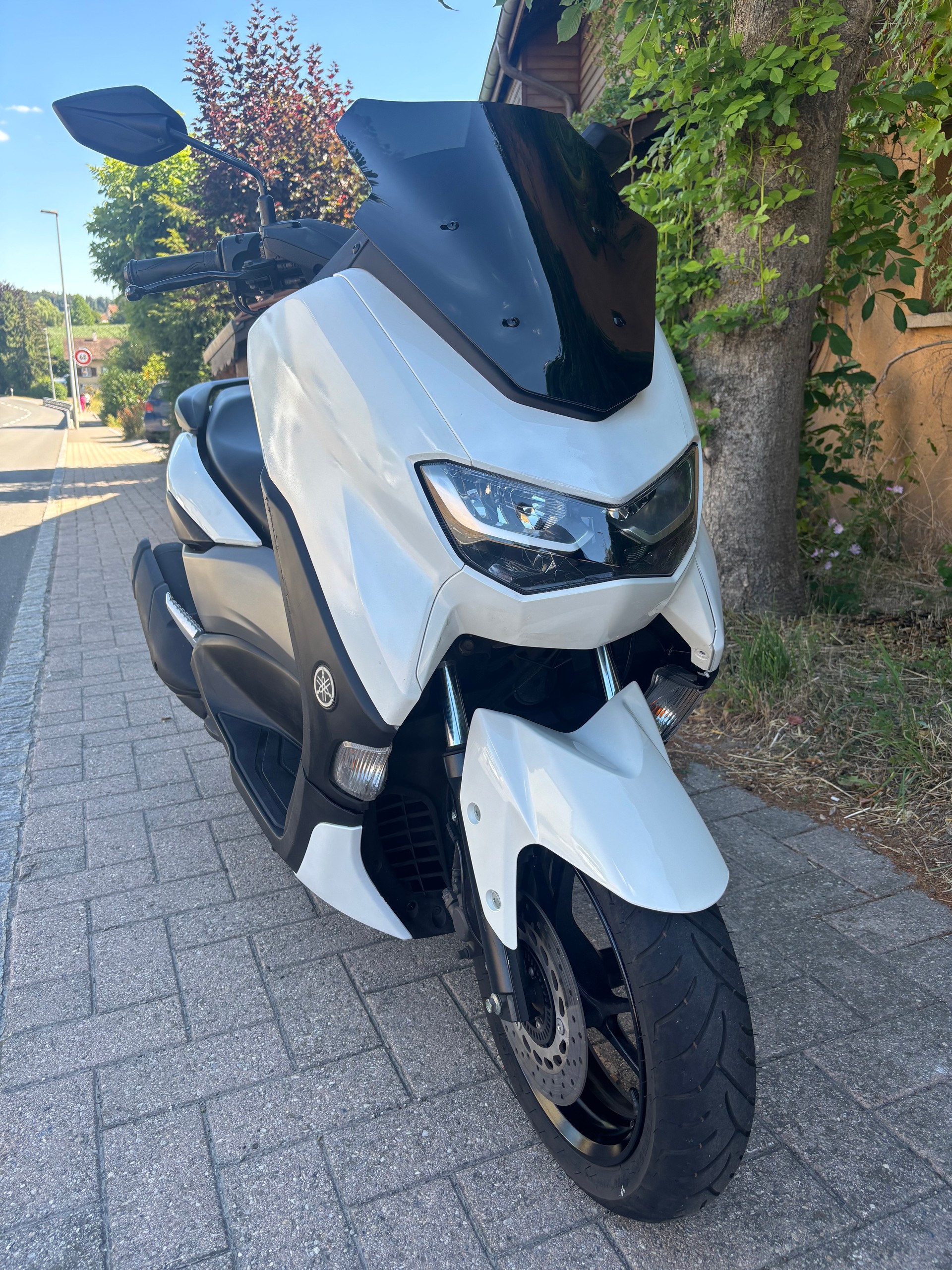 YAMAHA N-Max GPD 125-image-2