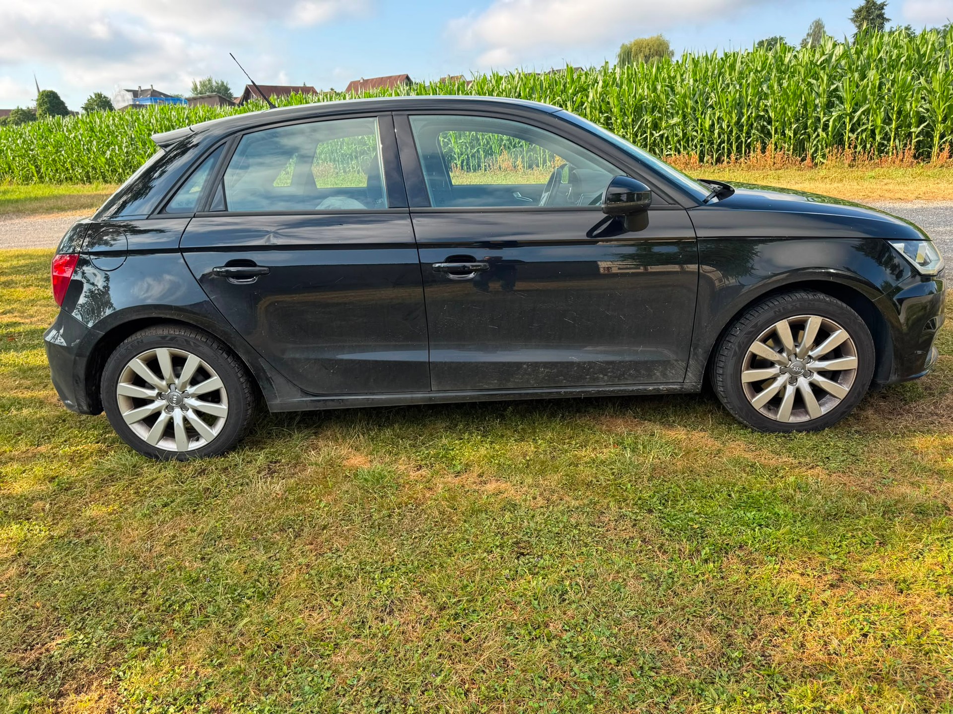 AUDI A1 Sportback 1.4 TFSI-image-4