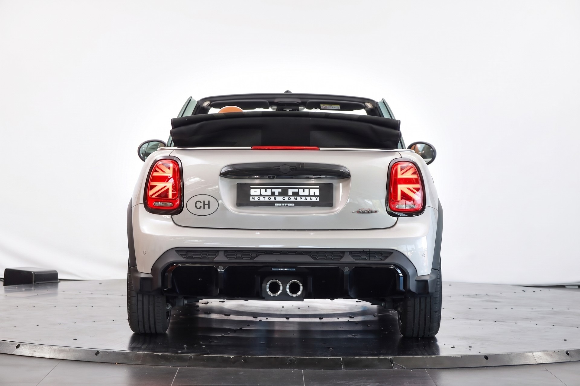 MINI Cooper John Cooper Works Cabriolet Steptronic-showroom-element-3