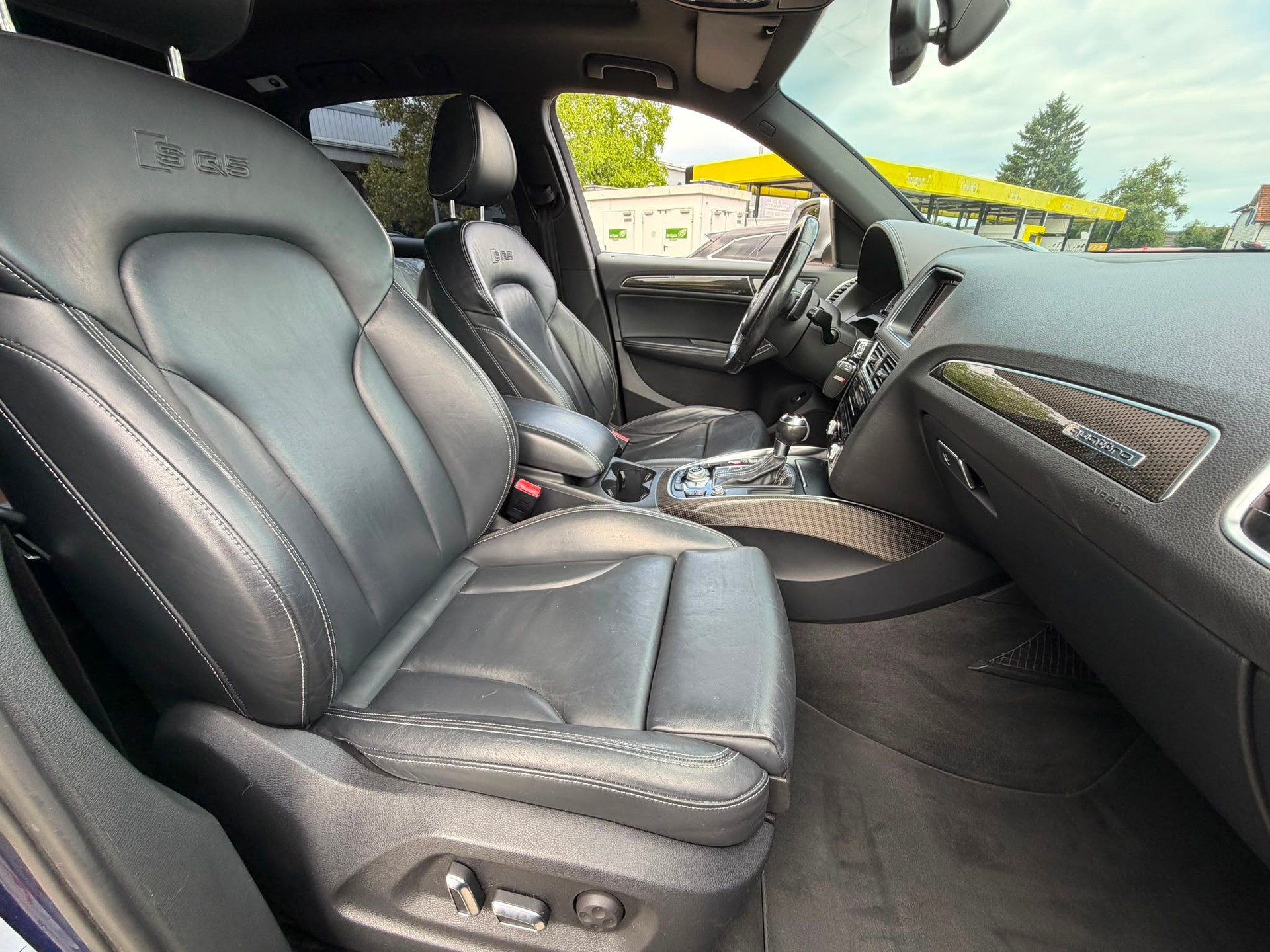 AUDI SQ5 3.0 TDI quattro tiptronic-image-13